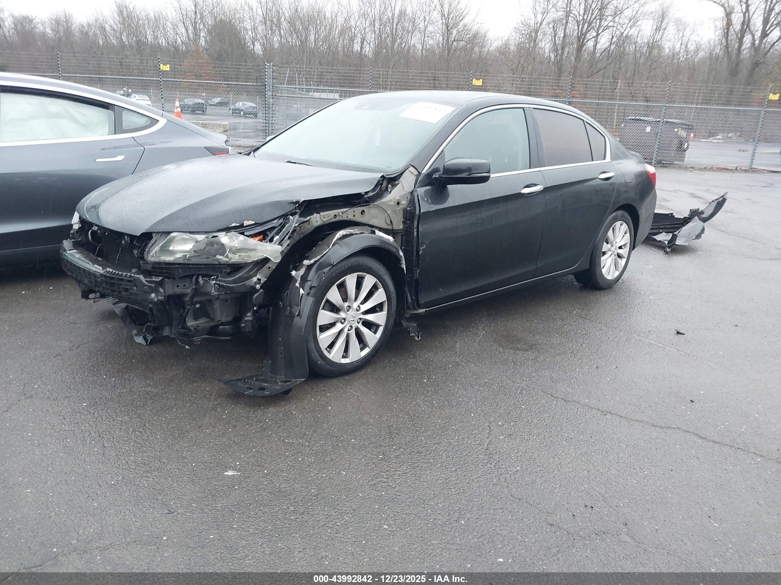 HONDA ACCORD image 2