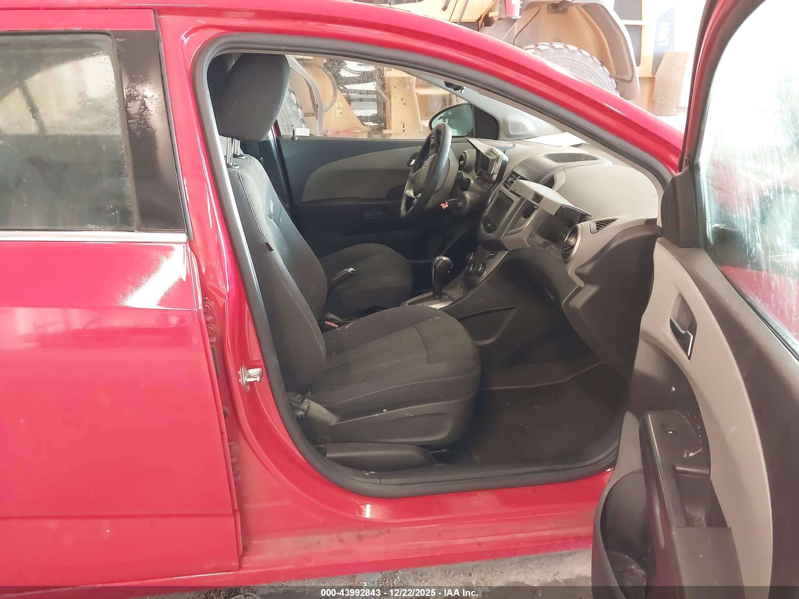 CHEVROLET SONIC image 5