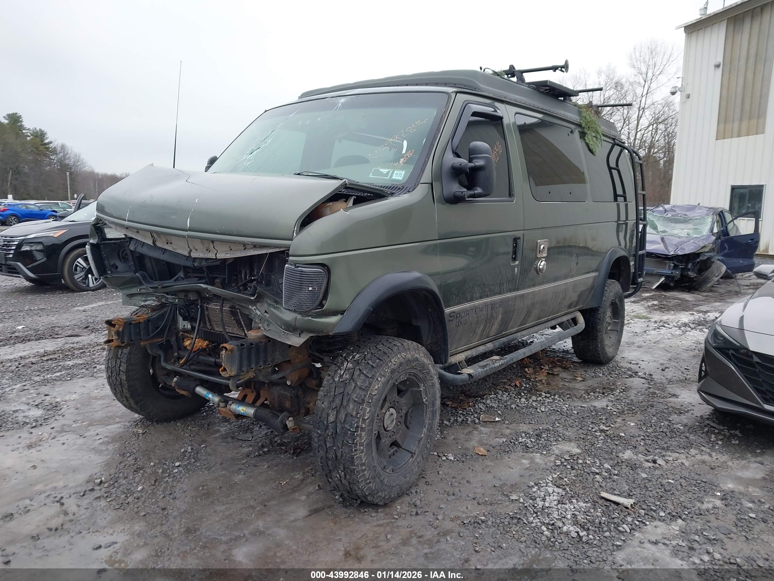 FORD E-350 image 2