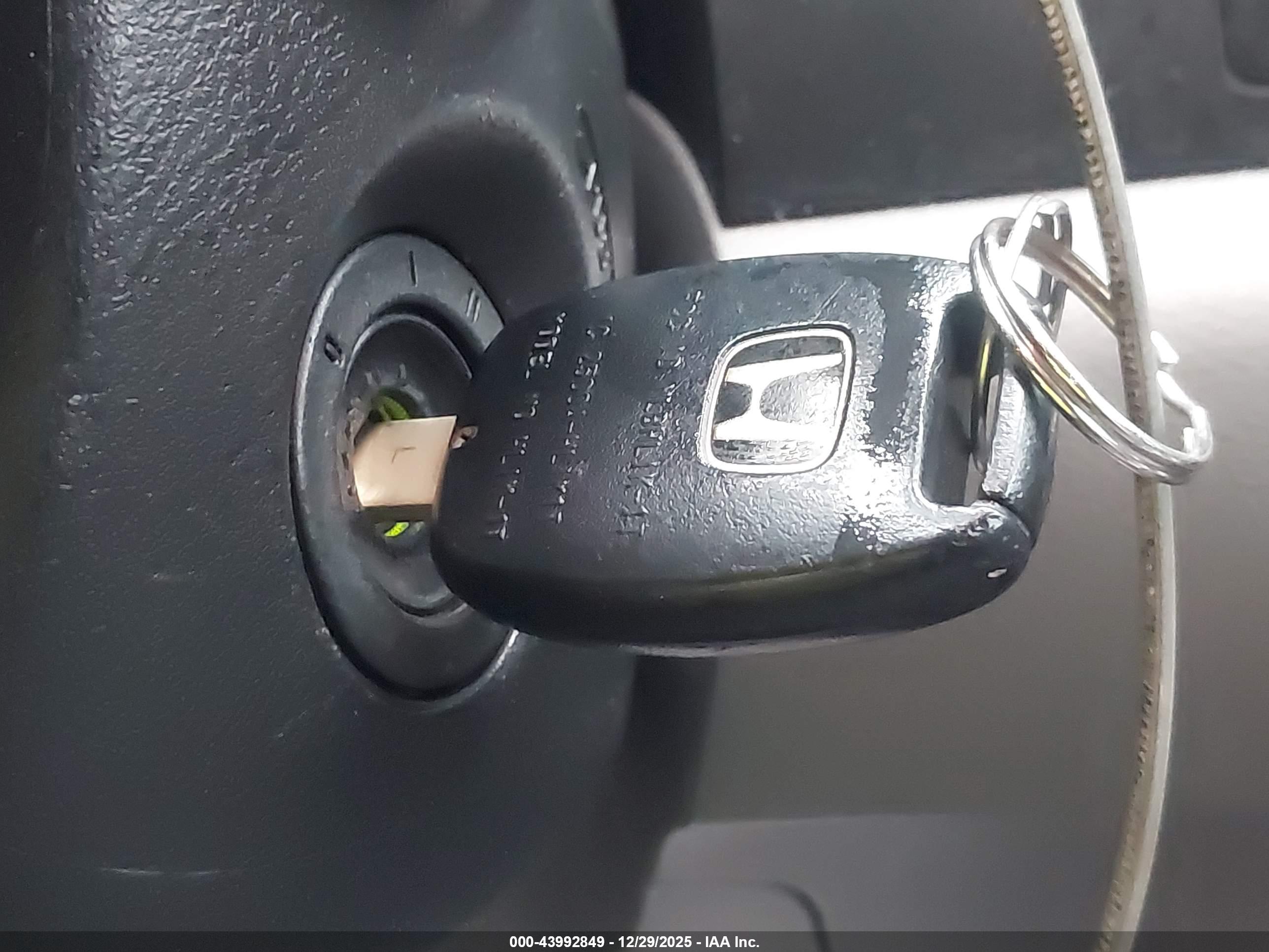 HONDA CR-V image 11