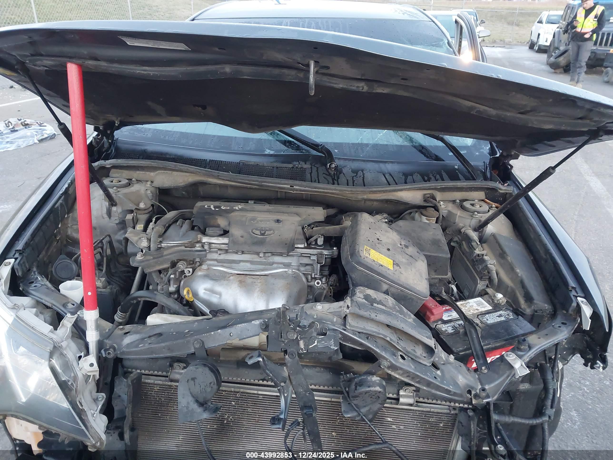 TOYOTA CAMRY image 10
