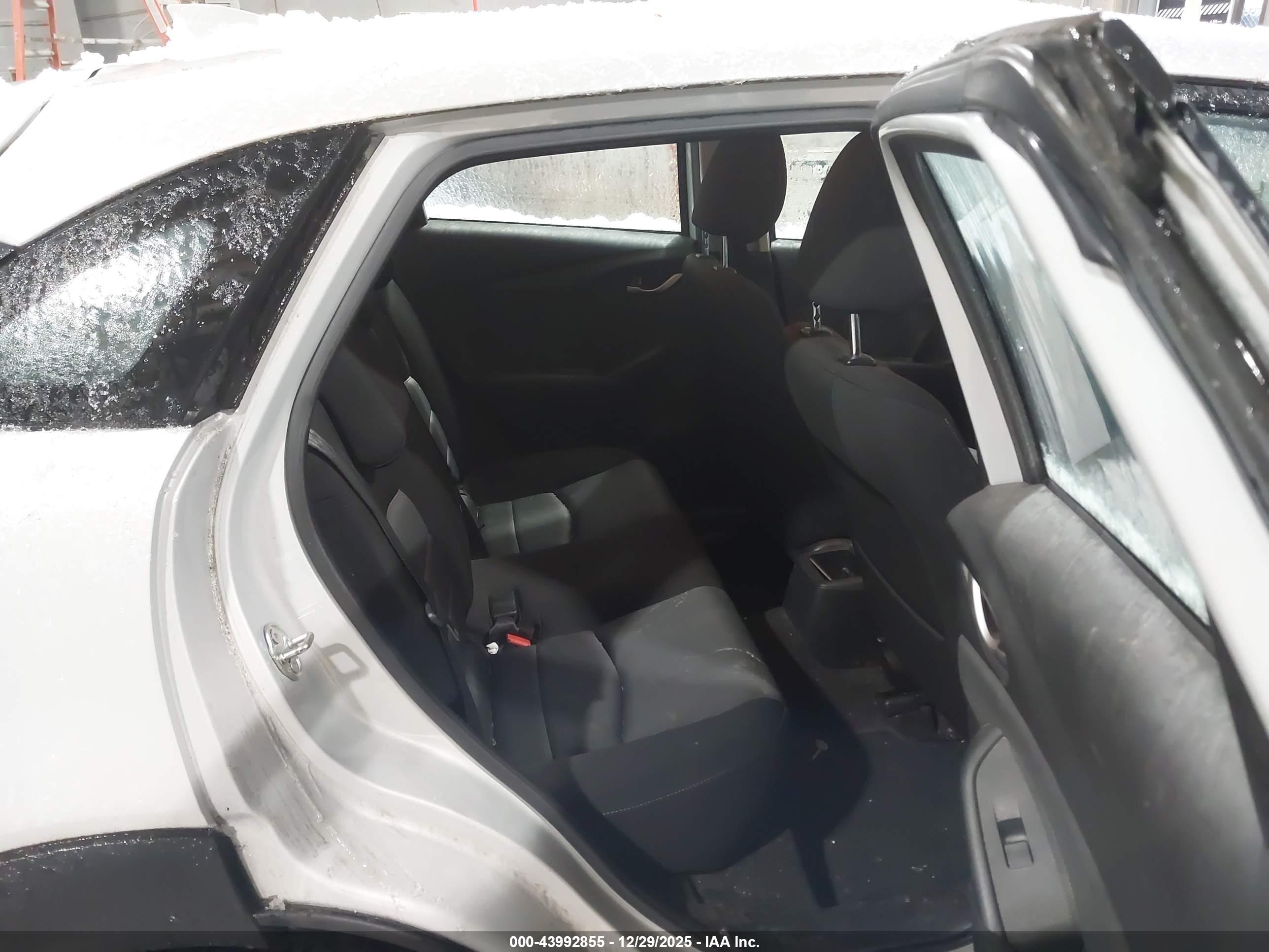 MAZDA CX-3 image 8