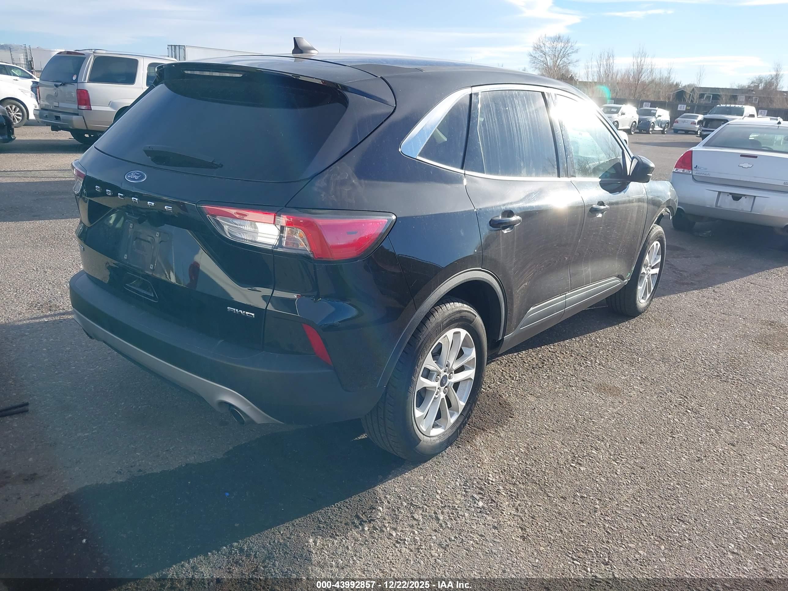 FORD ESCAPE image 4