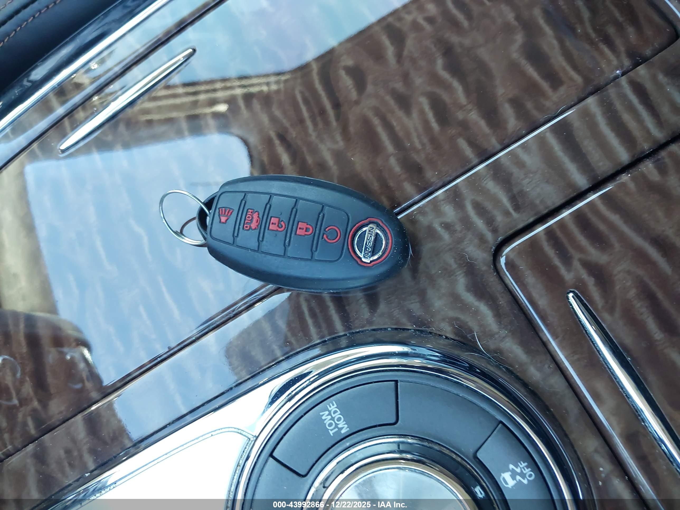 NISSAN ARMADA image 11