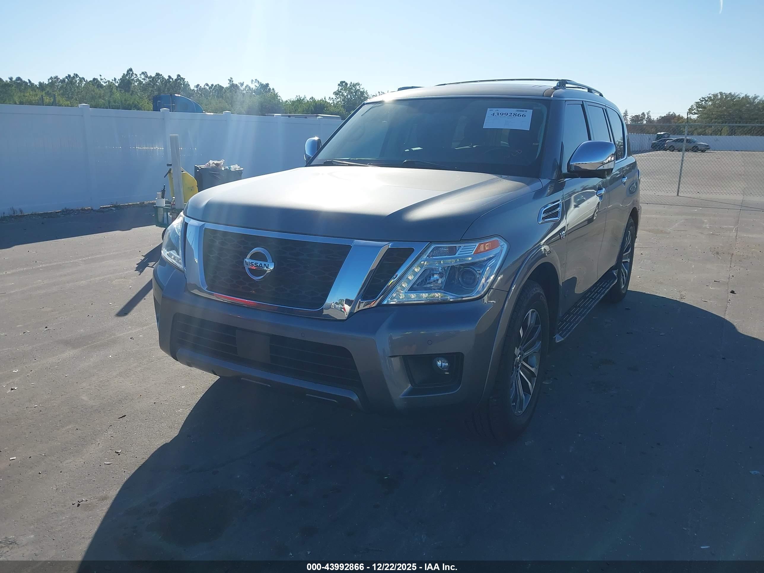 NISSAN ARMADA image 2