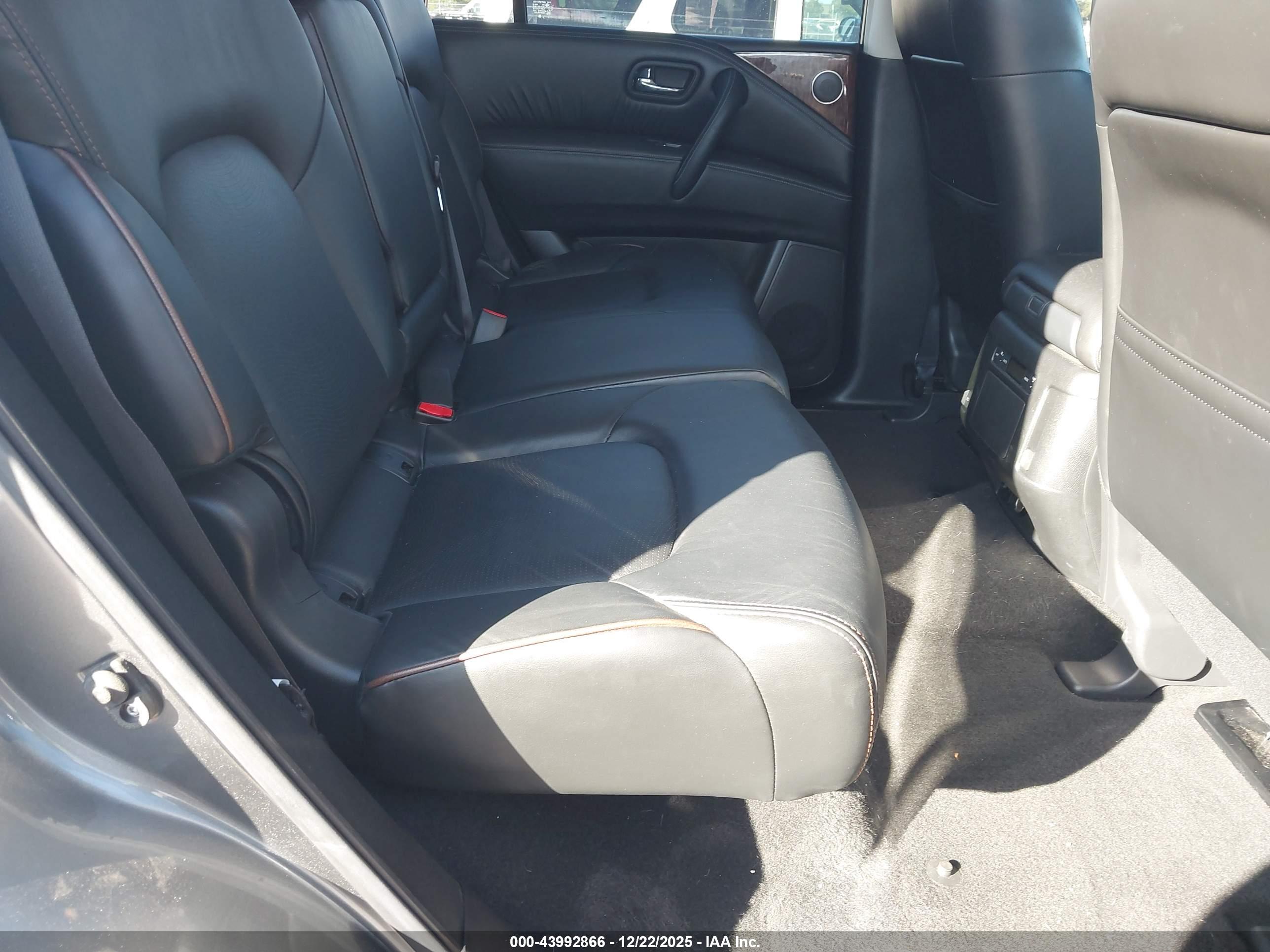 NISSAN ARMADA image 8
