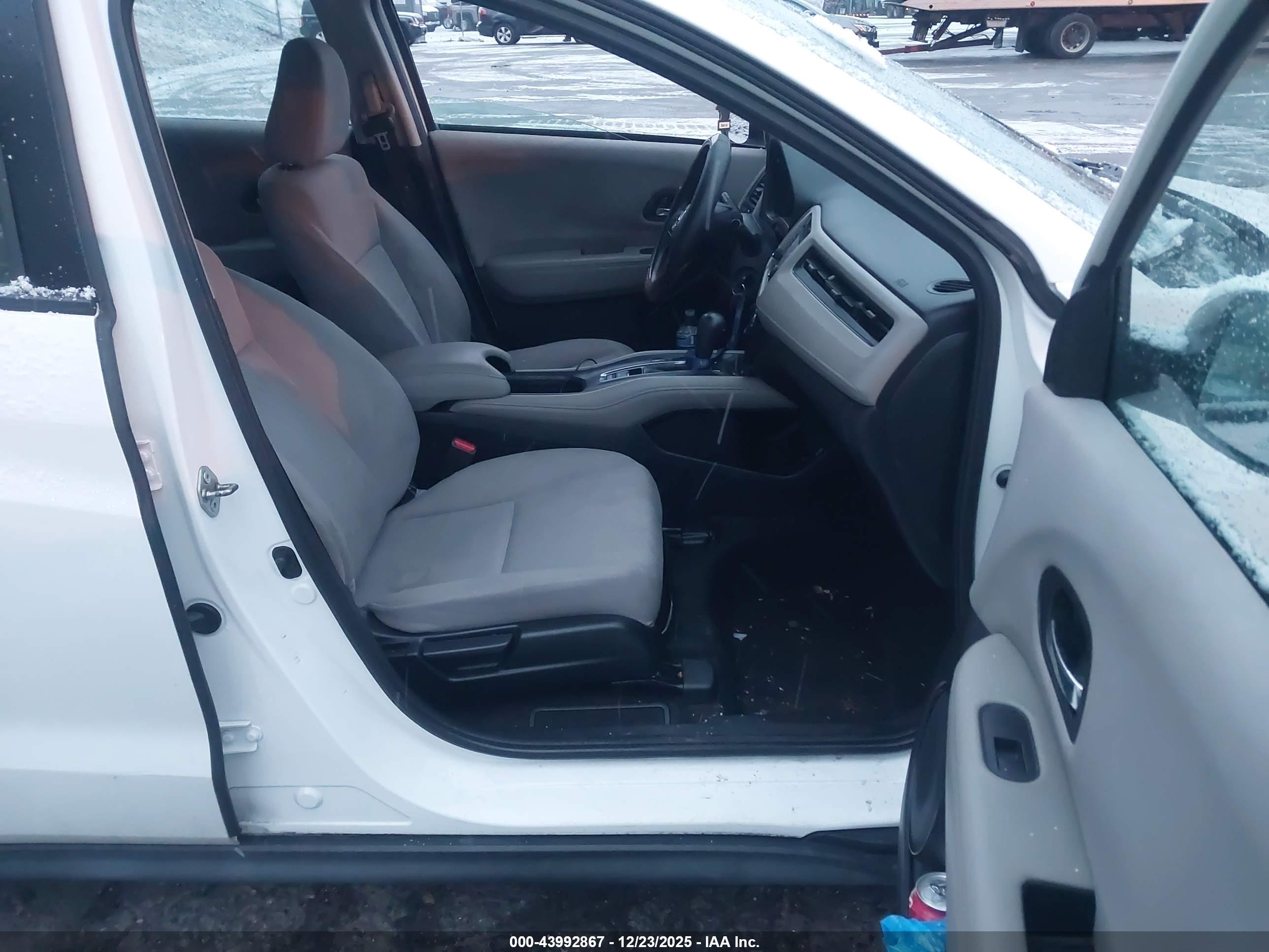 HONDA HR-V image 5