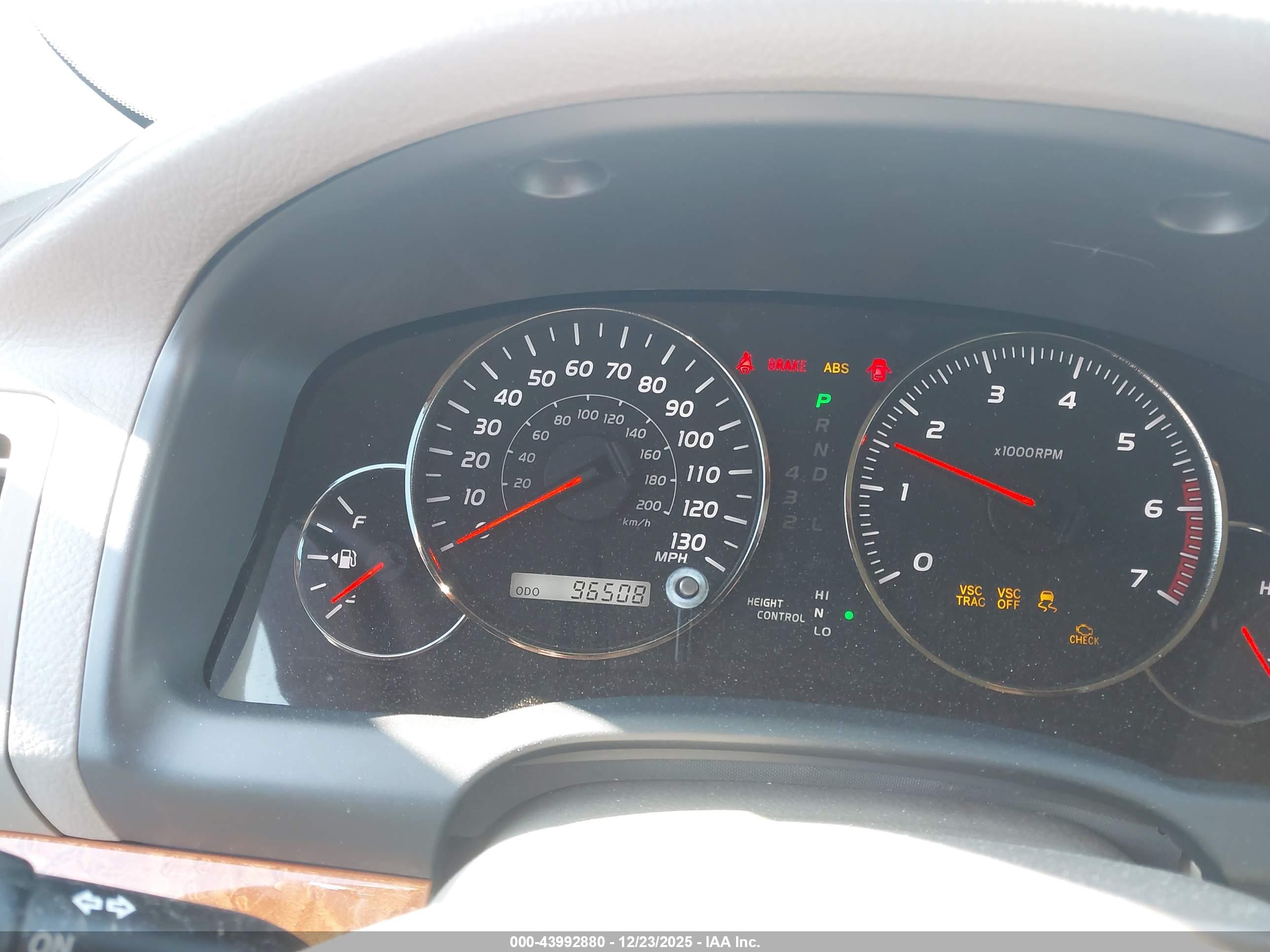 LEXUS GX image 7