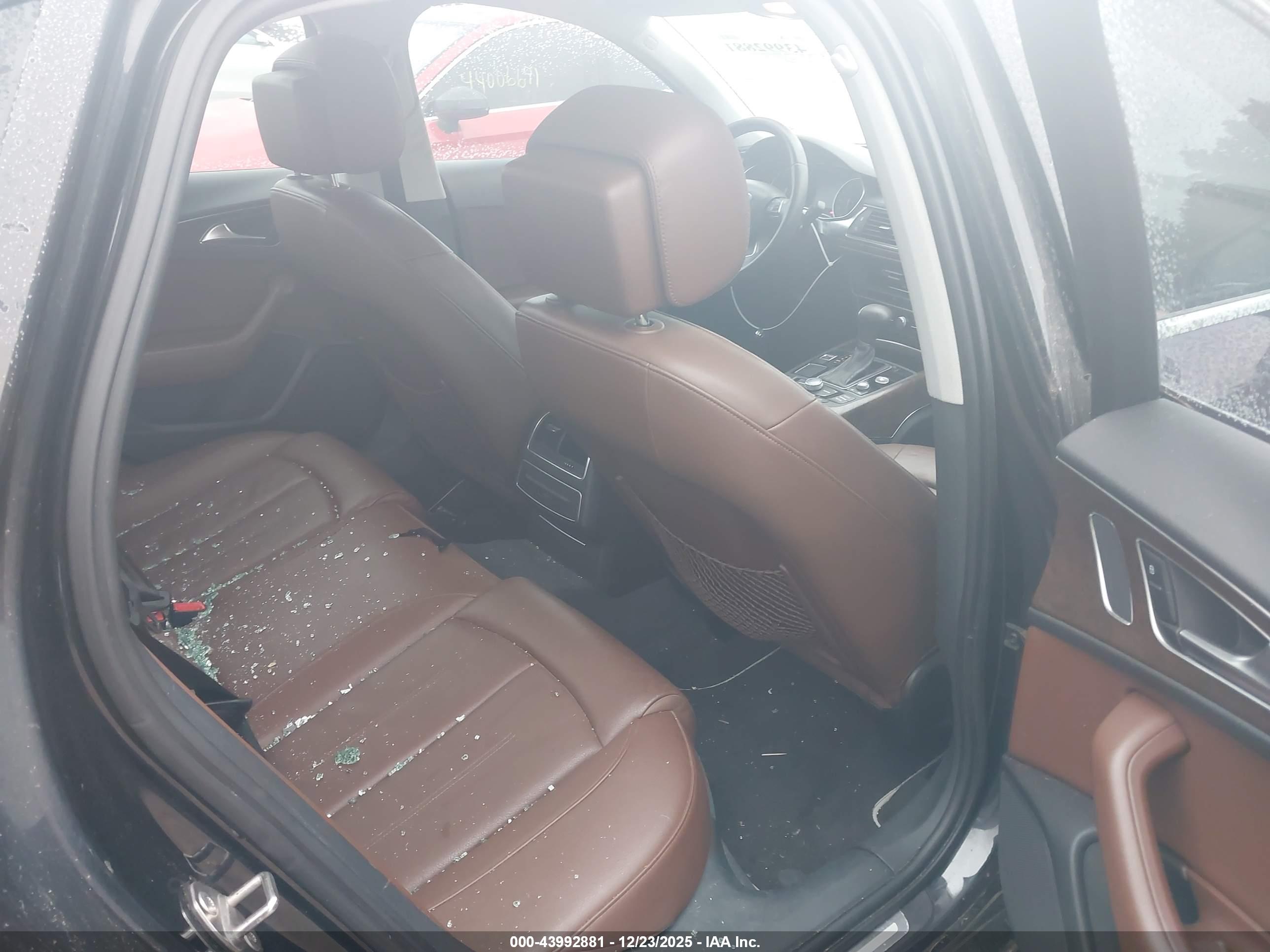 AUDI A6 image 8