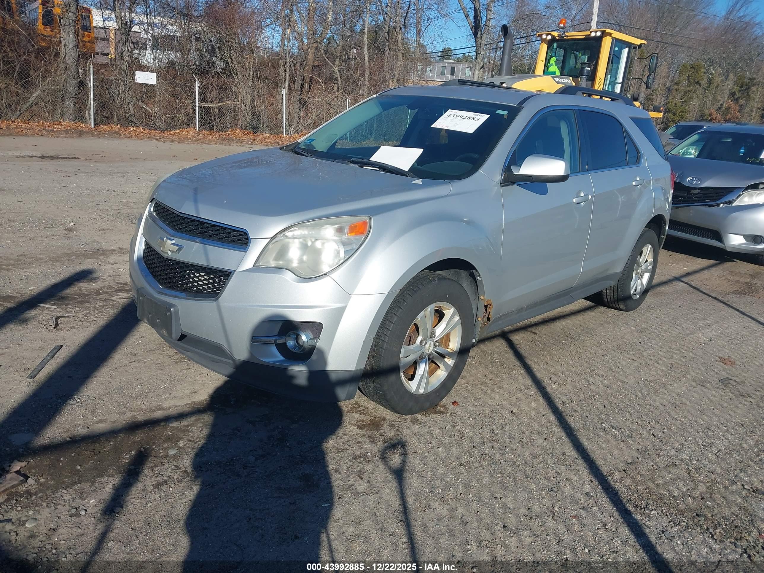 CHEVROLET EQUINOX image 2