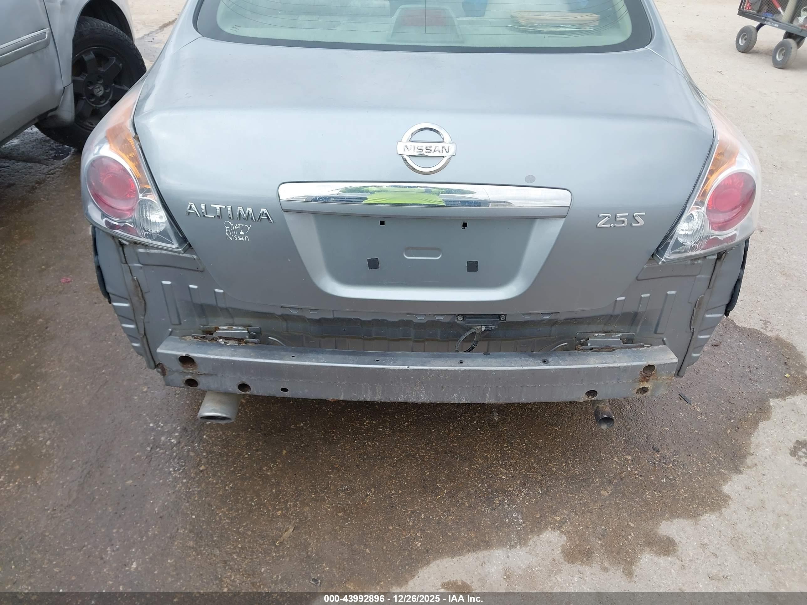 NISSAN ALTIMA image 6