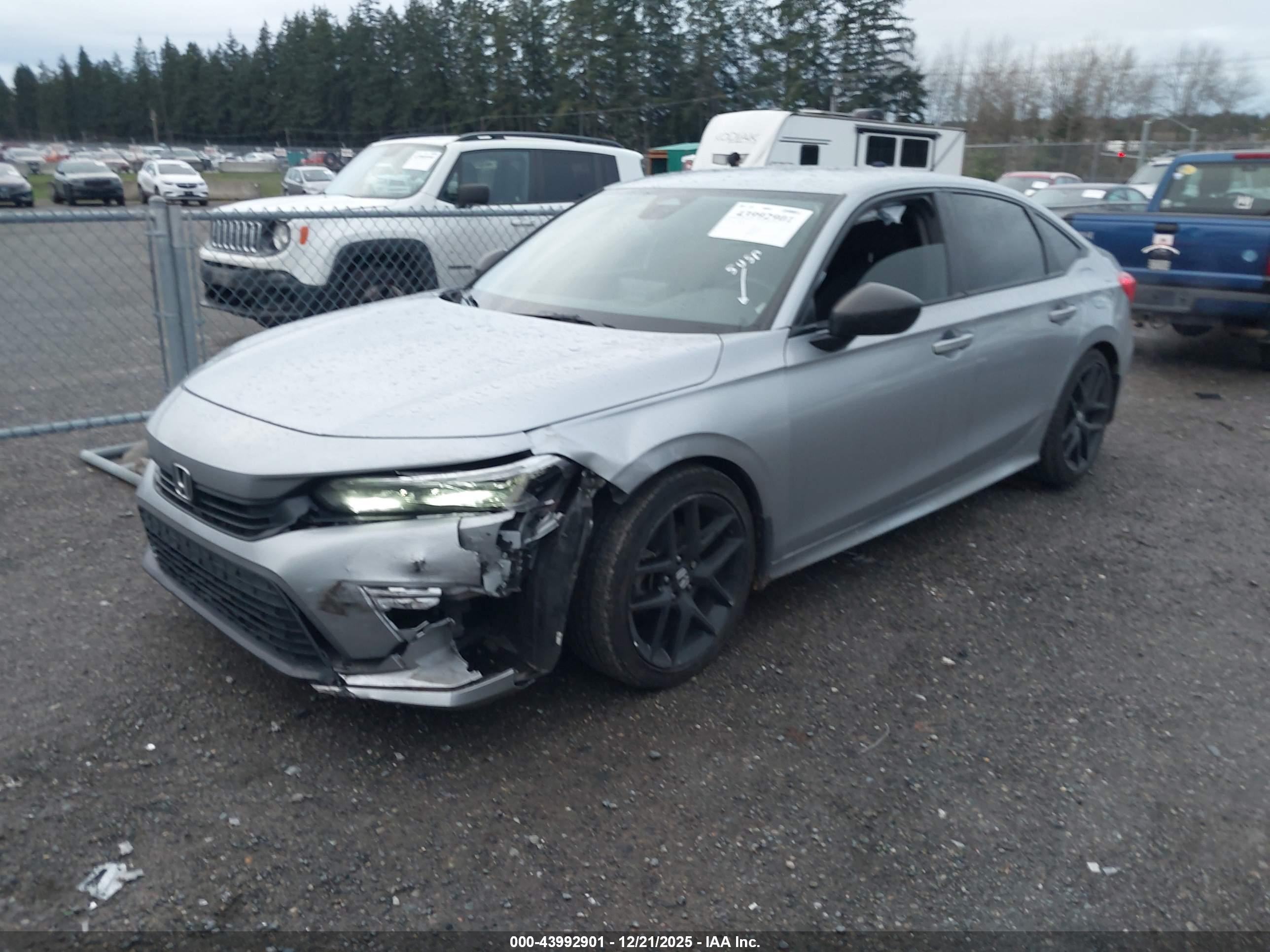 HONDA CIVIC image 2