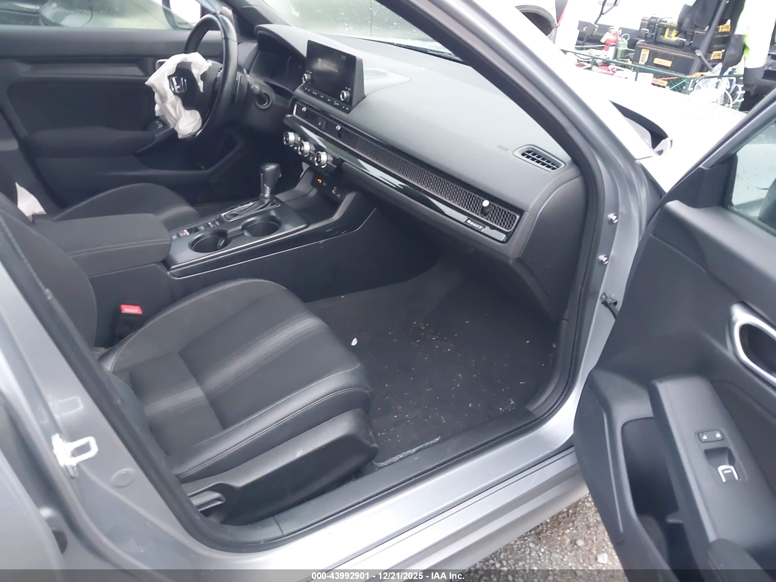 HONDA CIVIC image 5