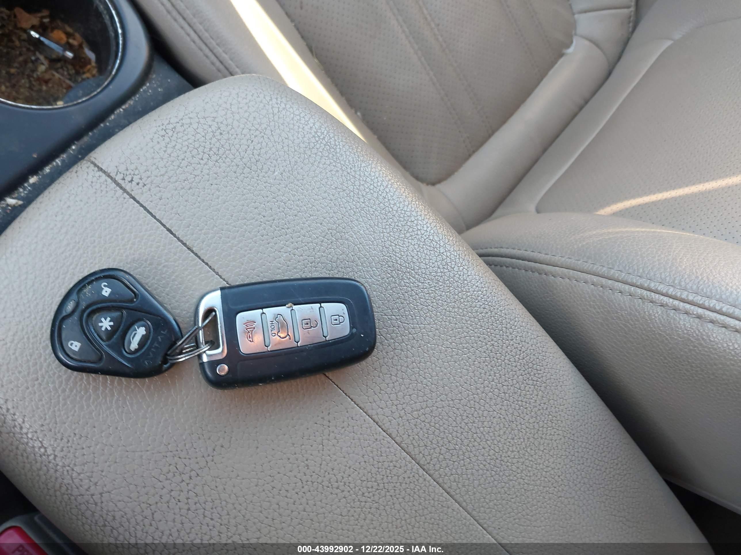 KIA SORENTO image 11