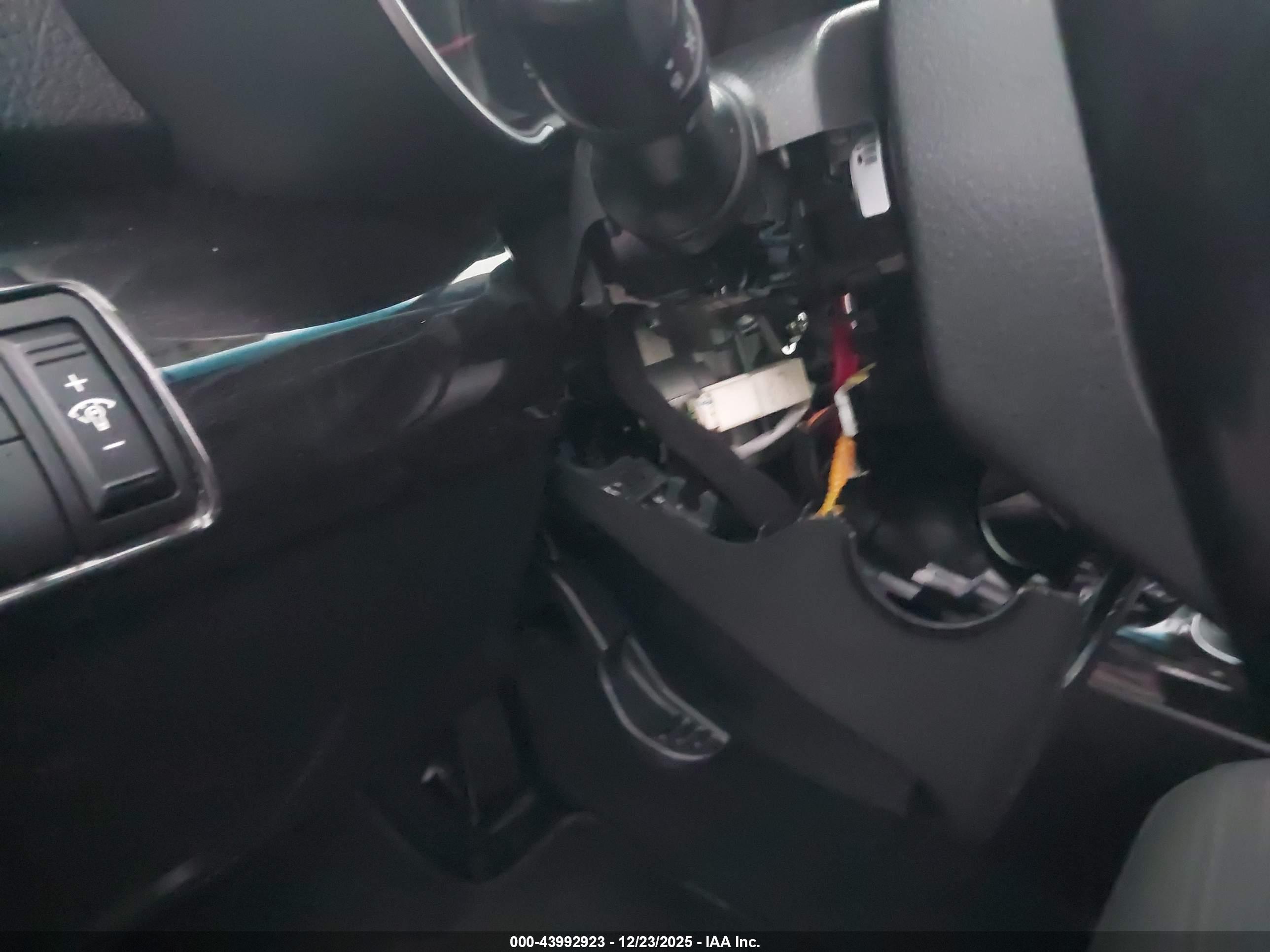 KIA SORENTO image 6