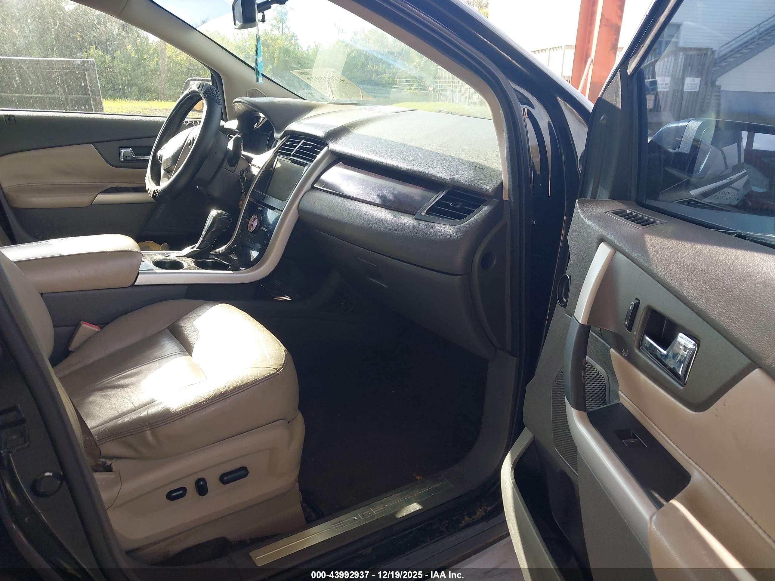 FORD EDGE image 5