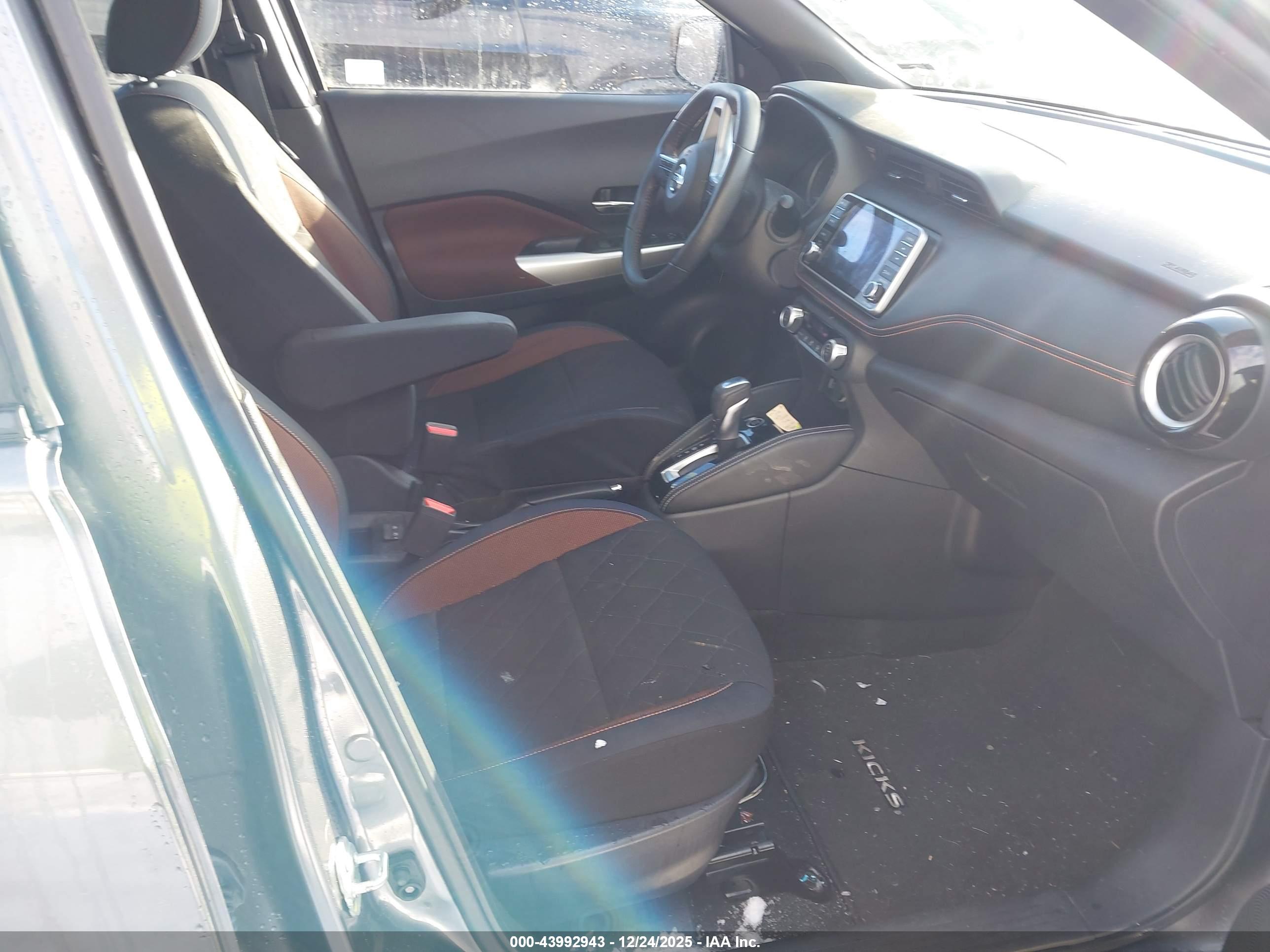 NISSAN KICKS image 5