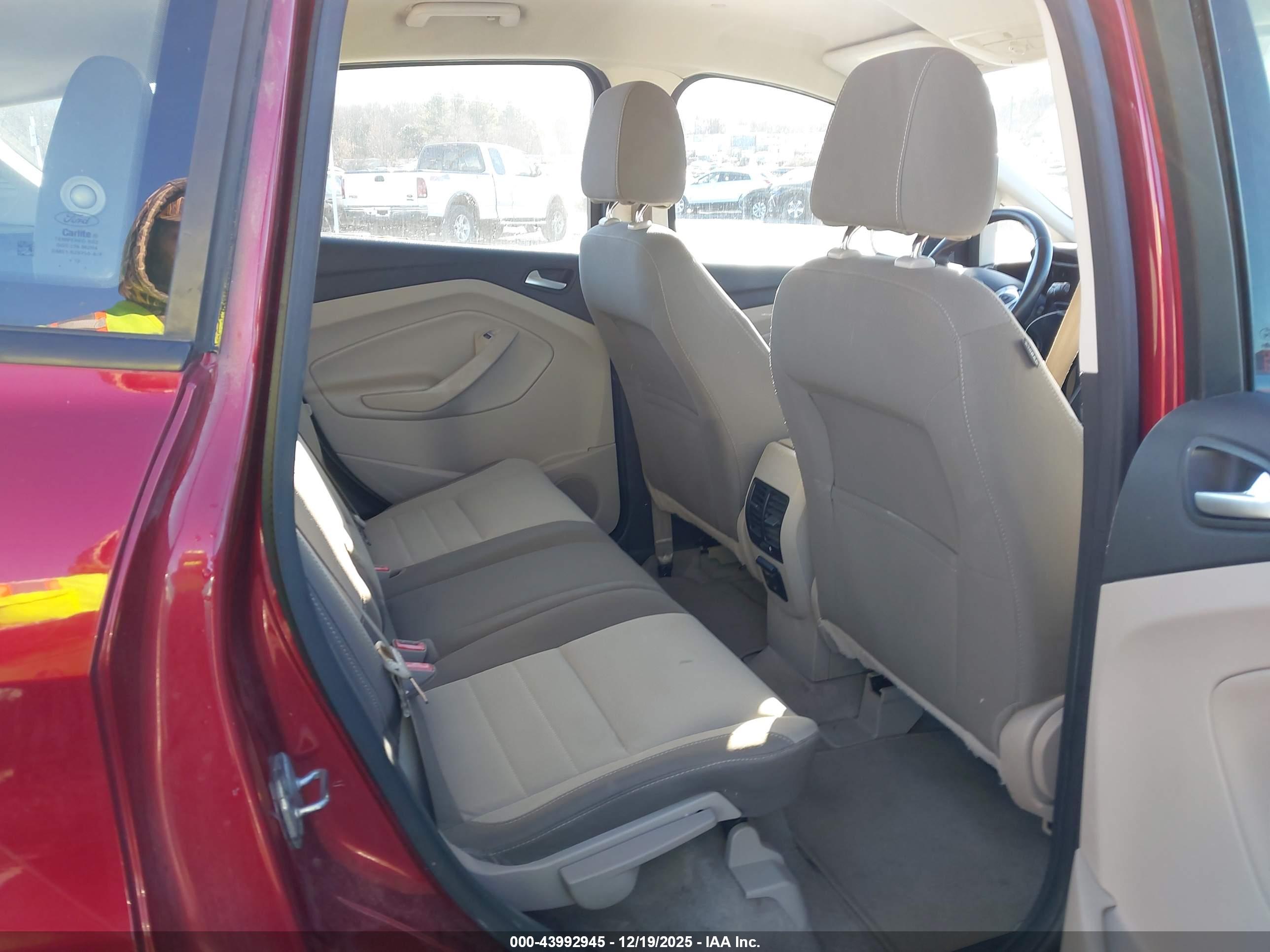 FORD C-MAX image 8