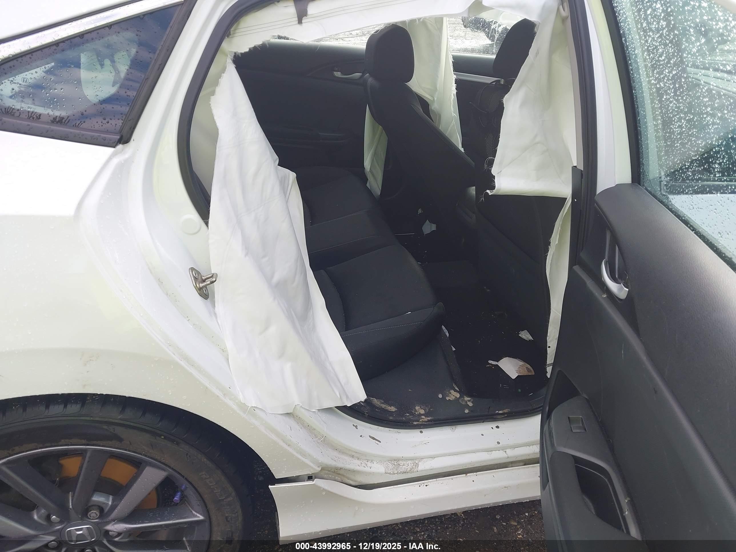 HONDA CIVIC image 8