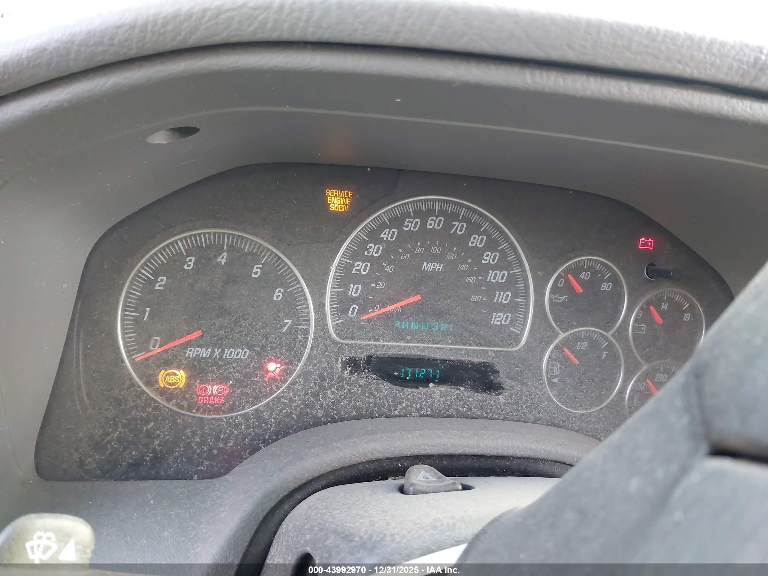 GMC ENVOY image 7