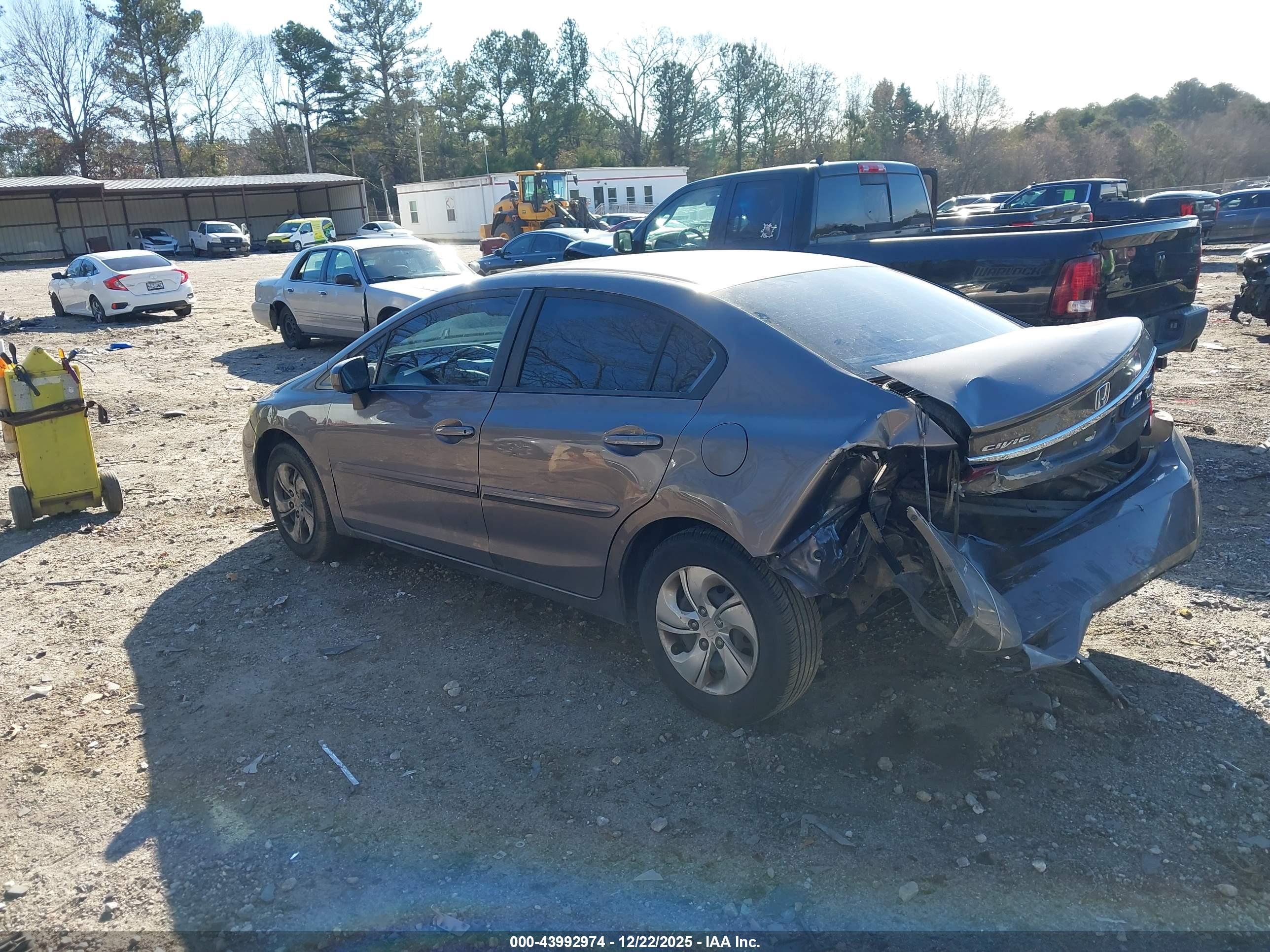 HONDA CIVIC image 3