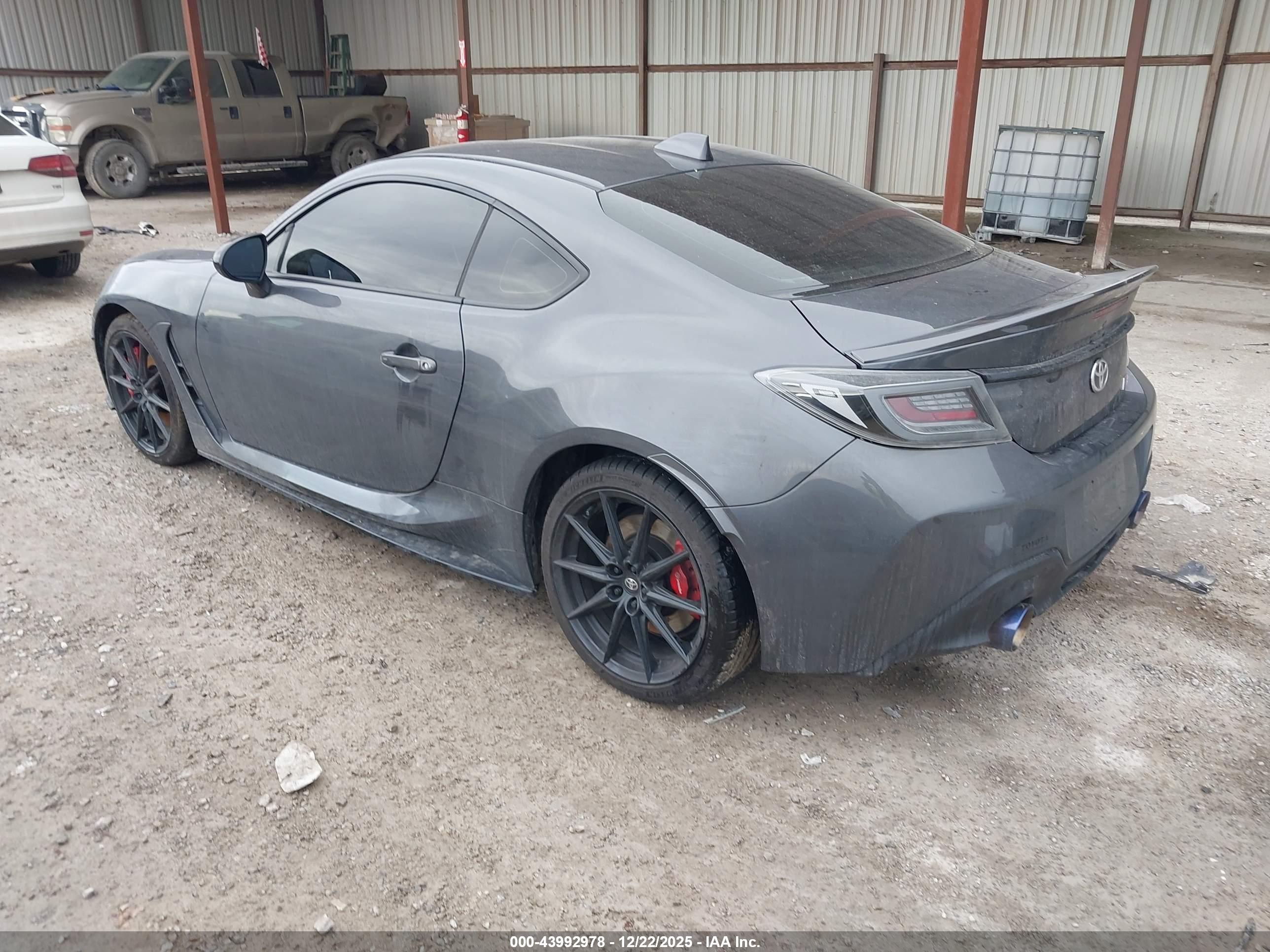 TOYOTA GR86 image 3