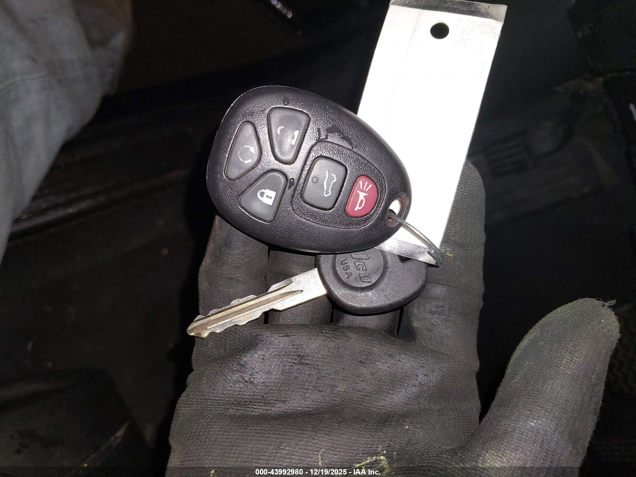 CHEVROLET TRAVERSE image 11