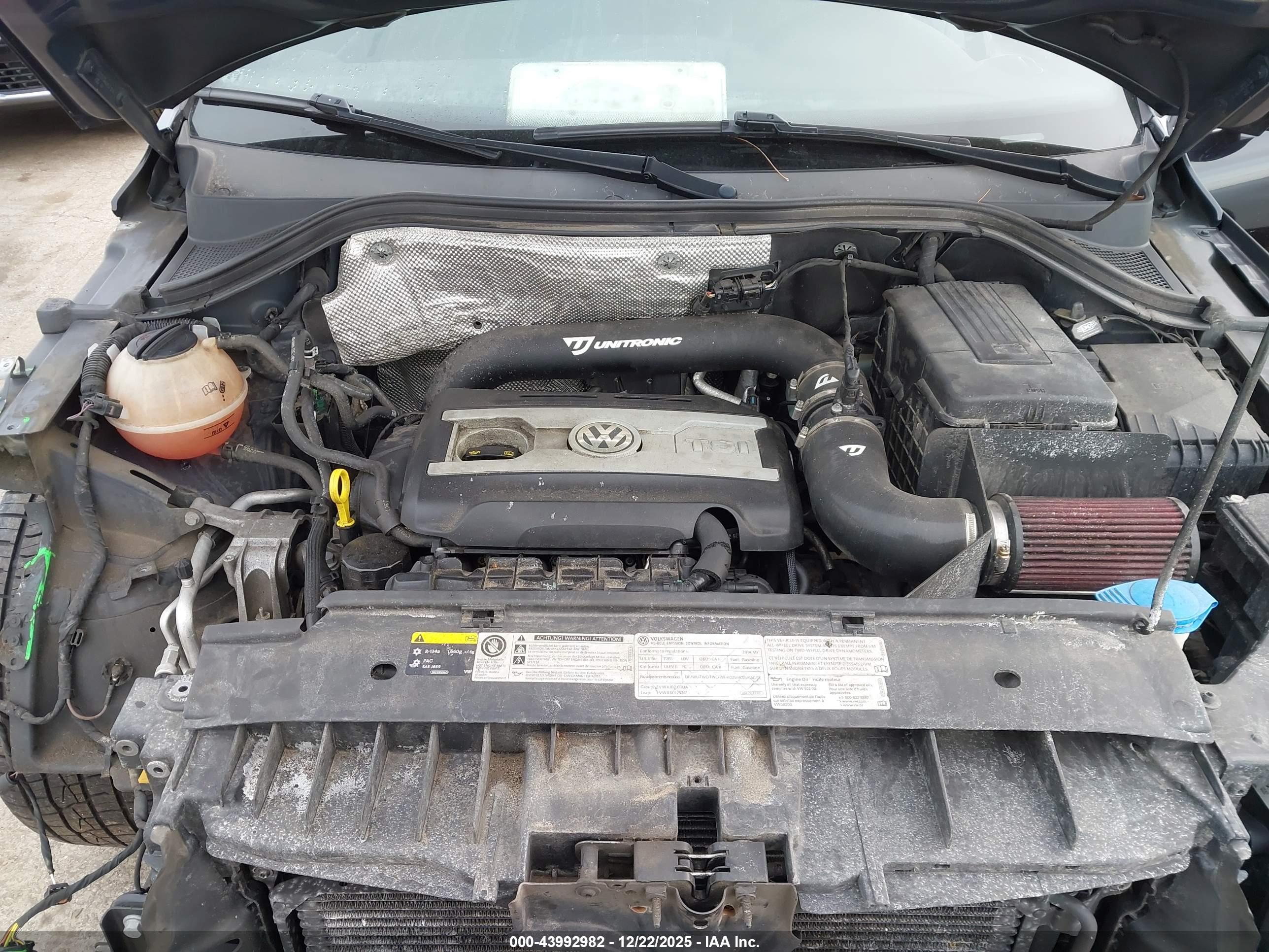 VOLKSWAGEN TIGUAN image 10