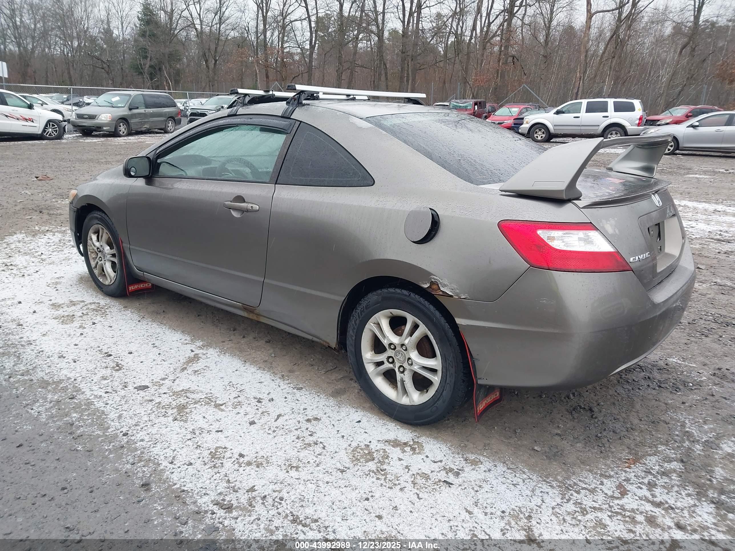 HONDA CIVIC image 3