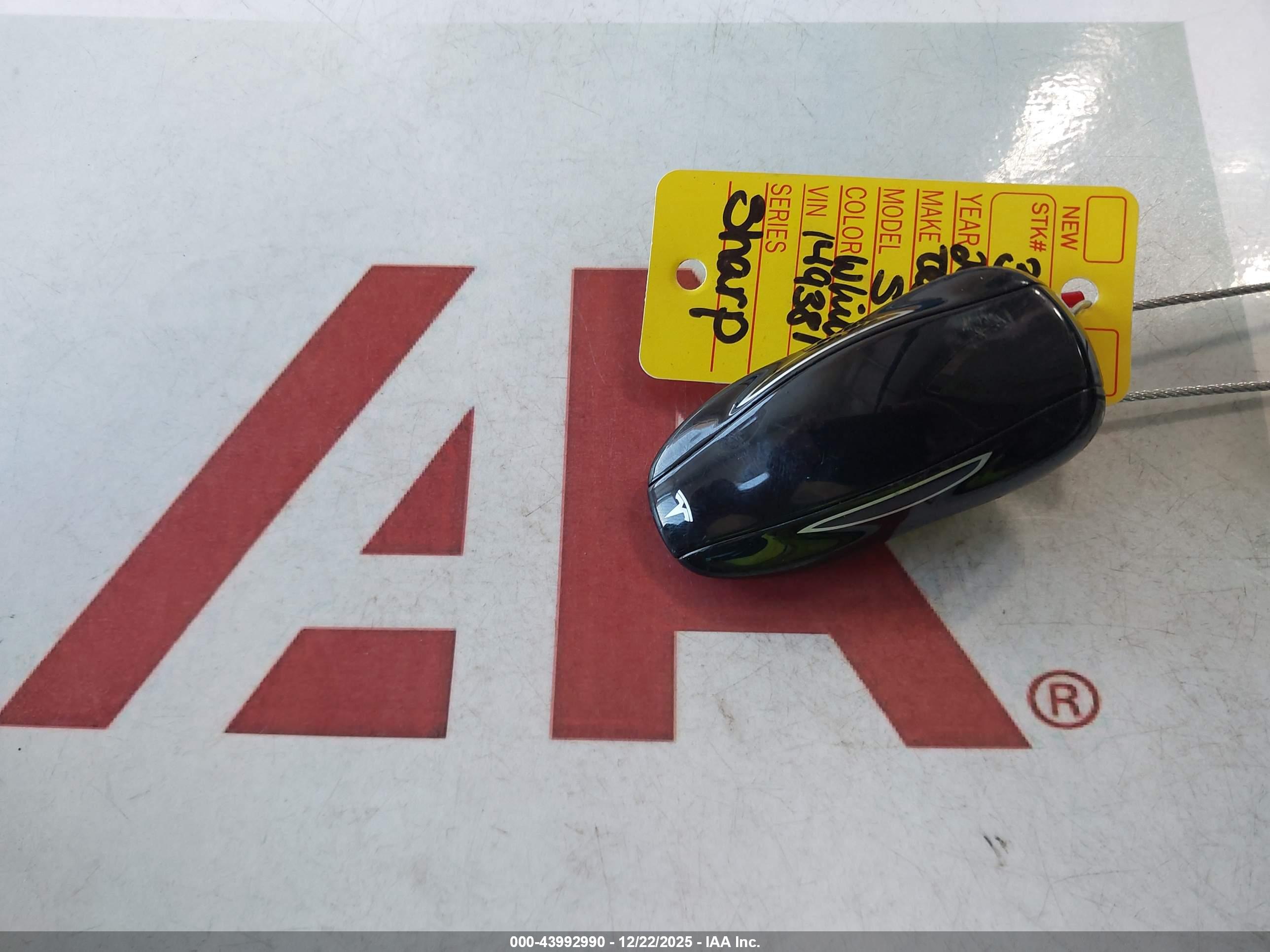 TESLA MODEL image 11
