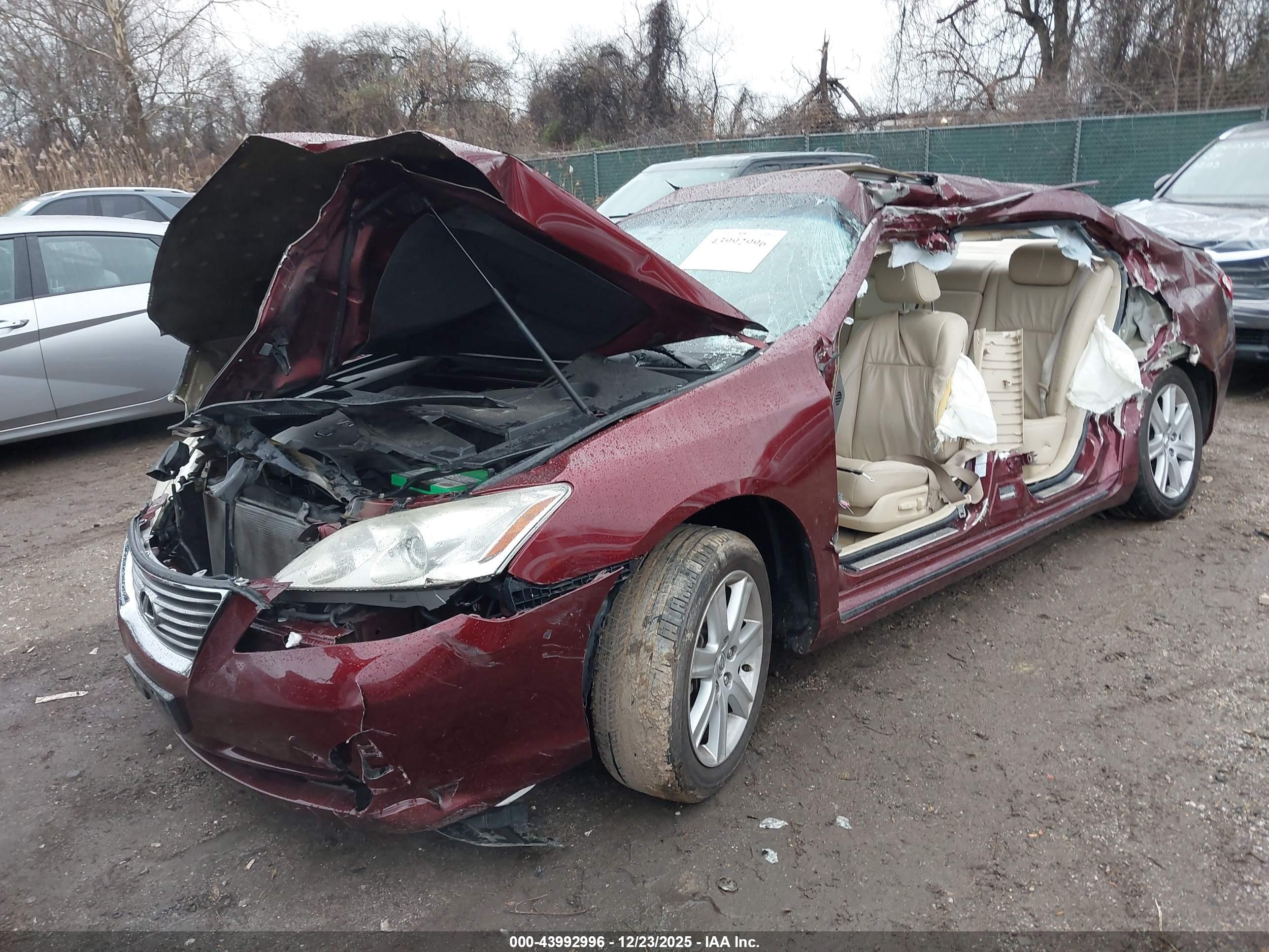 LEXUS ES image 2