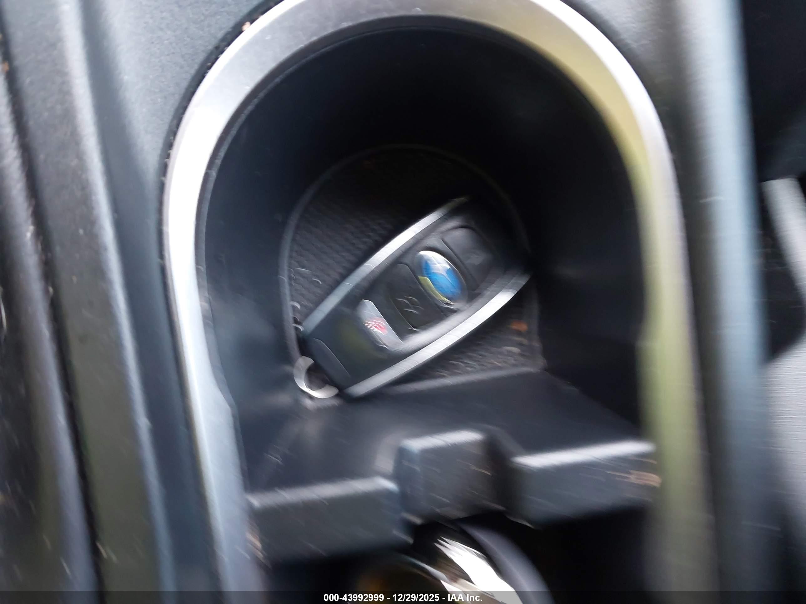 SUBARU CROSSTREK image 11
