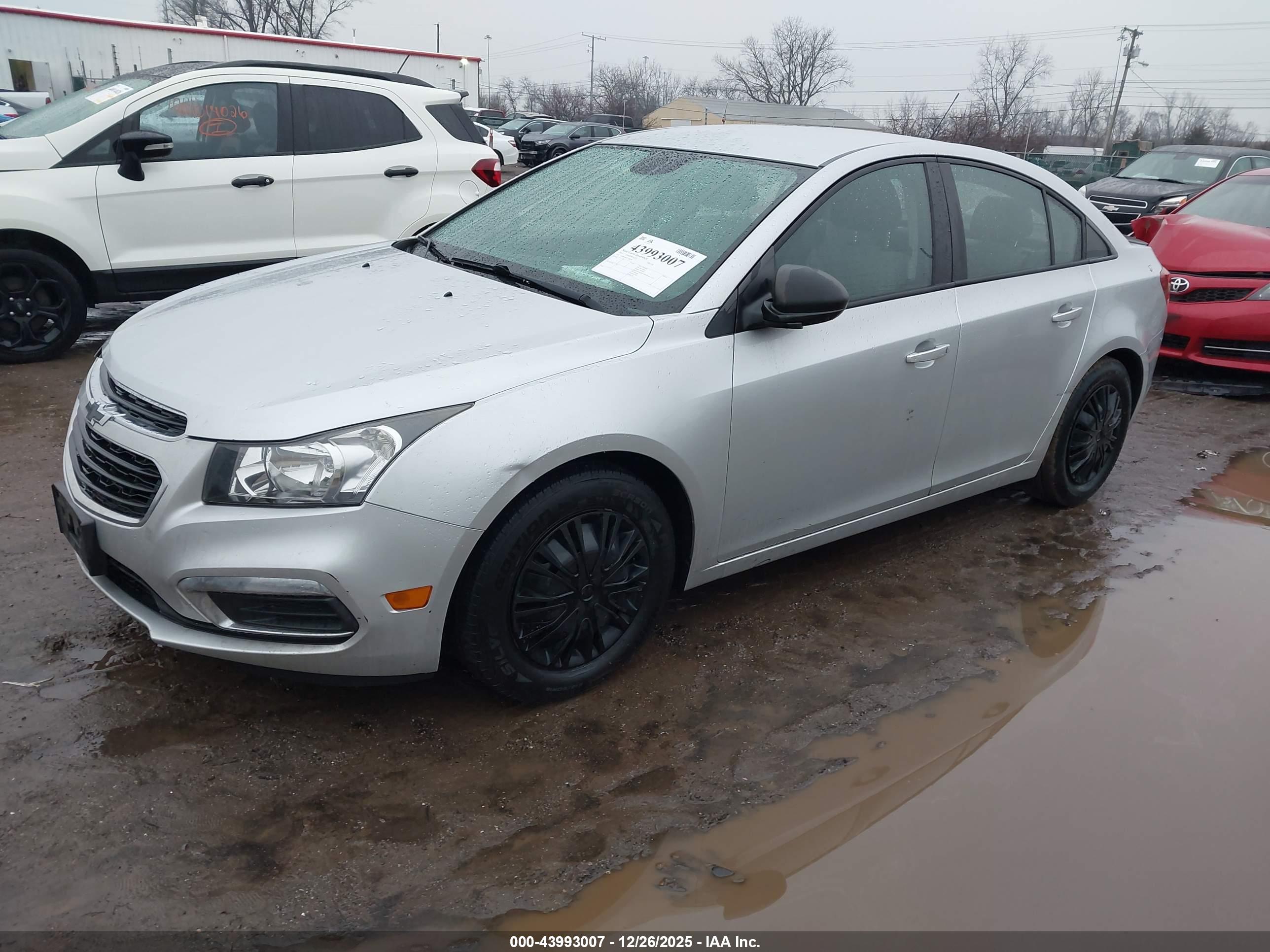 CHEVROLET CRUZE image 2
