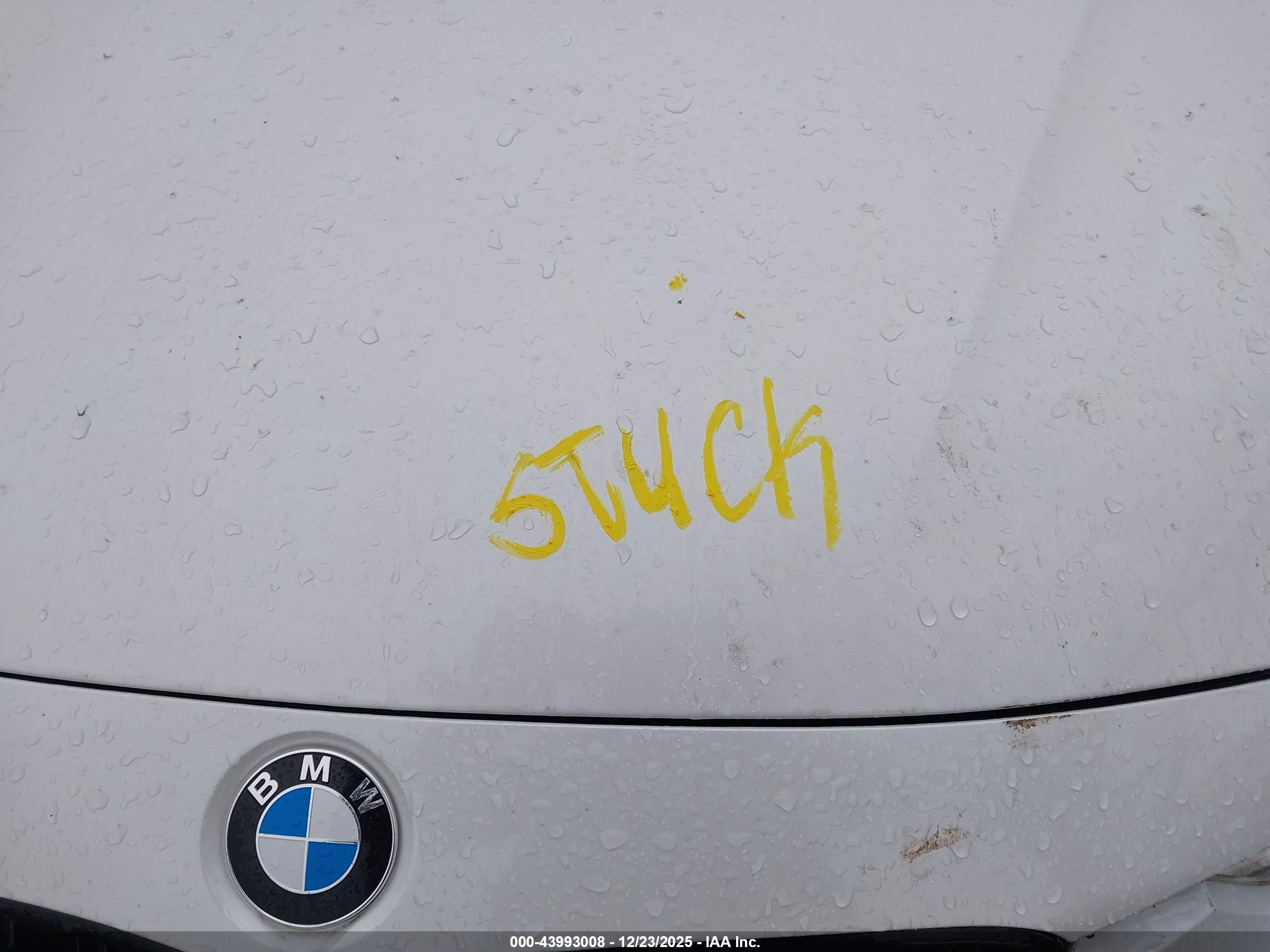 BMW 328I image 10