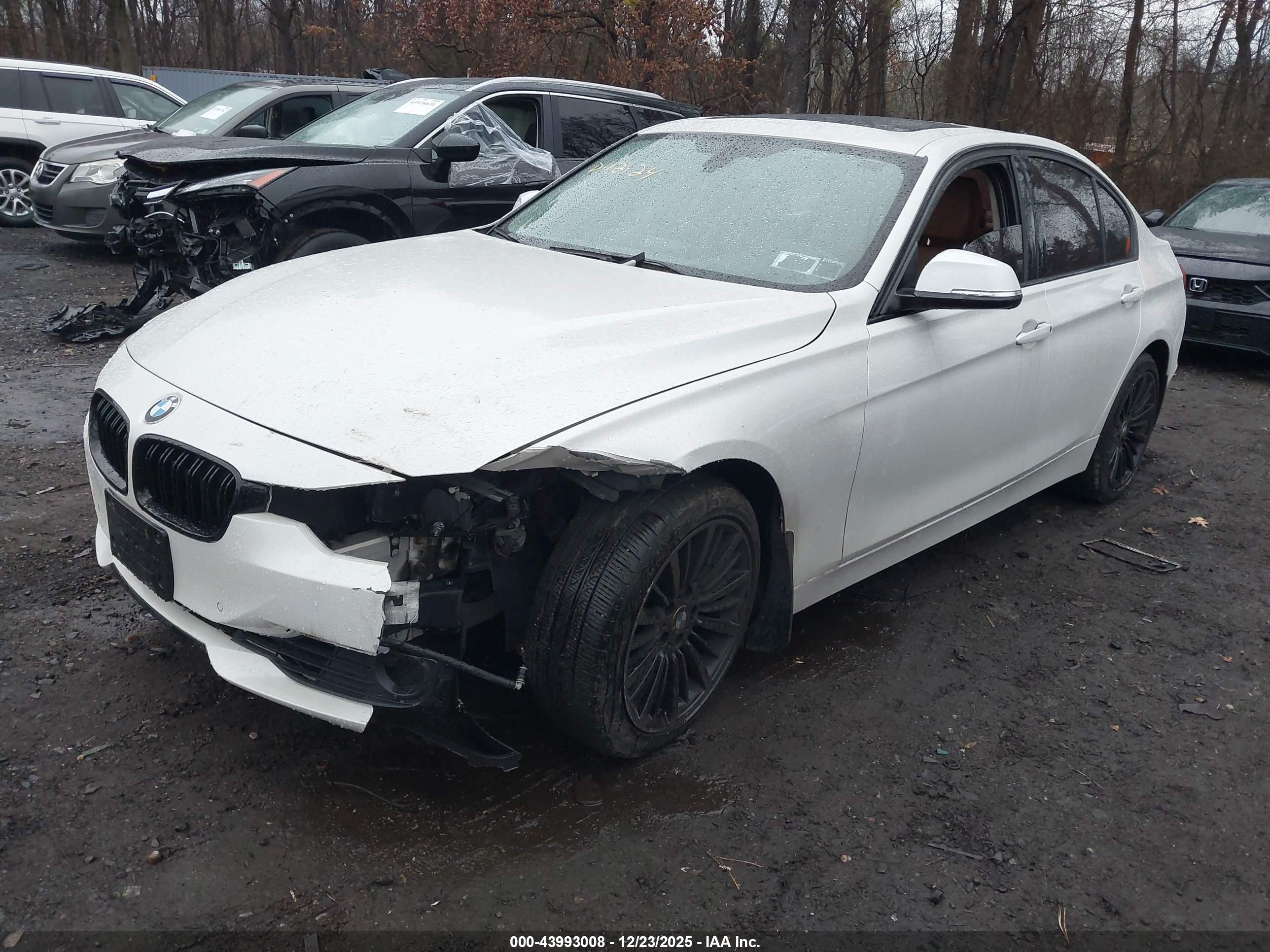 BMW 328I image 2