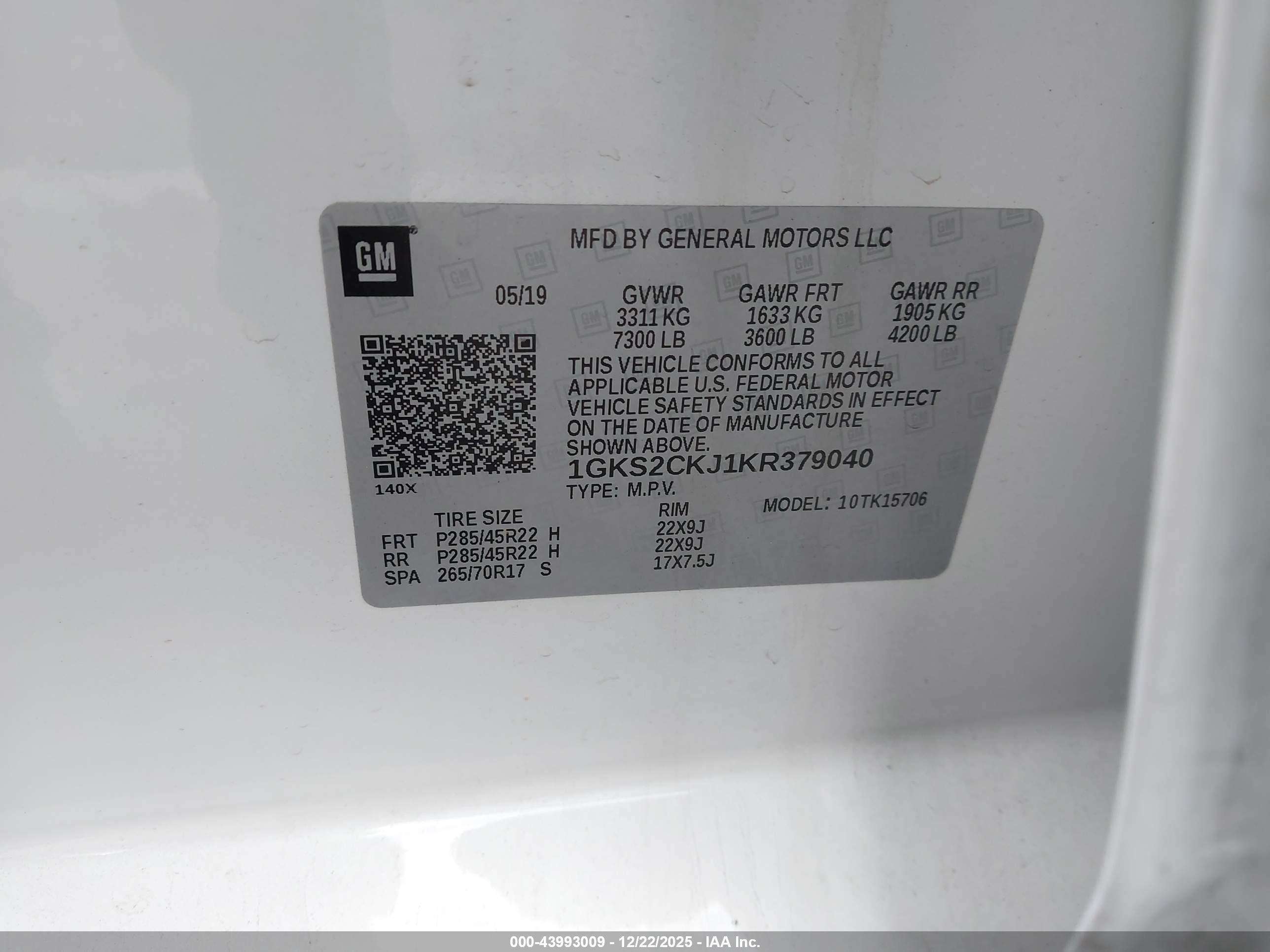 GMC YUKON image 9