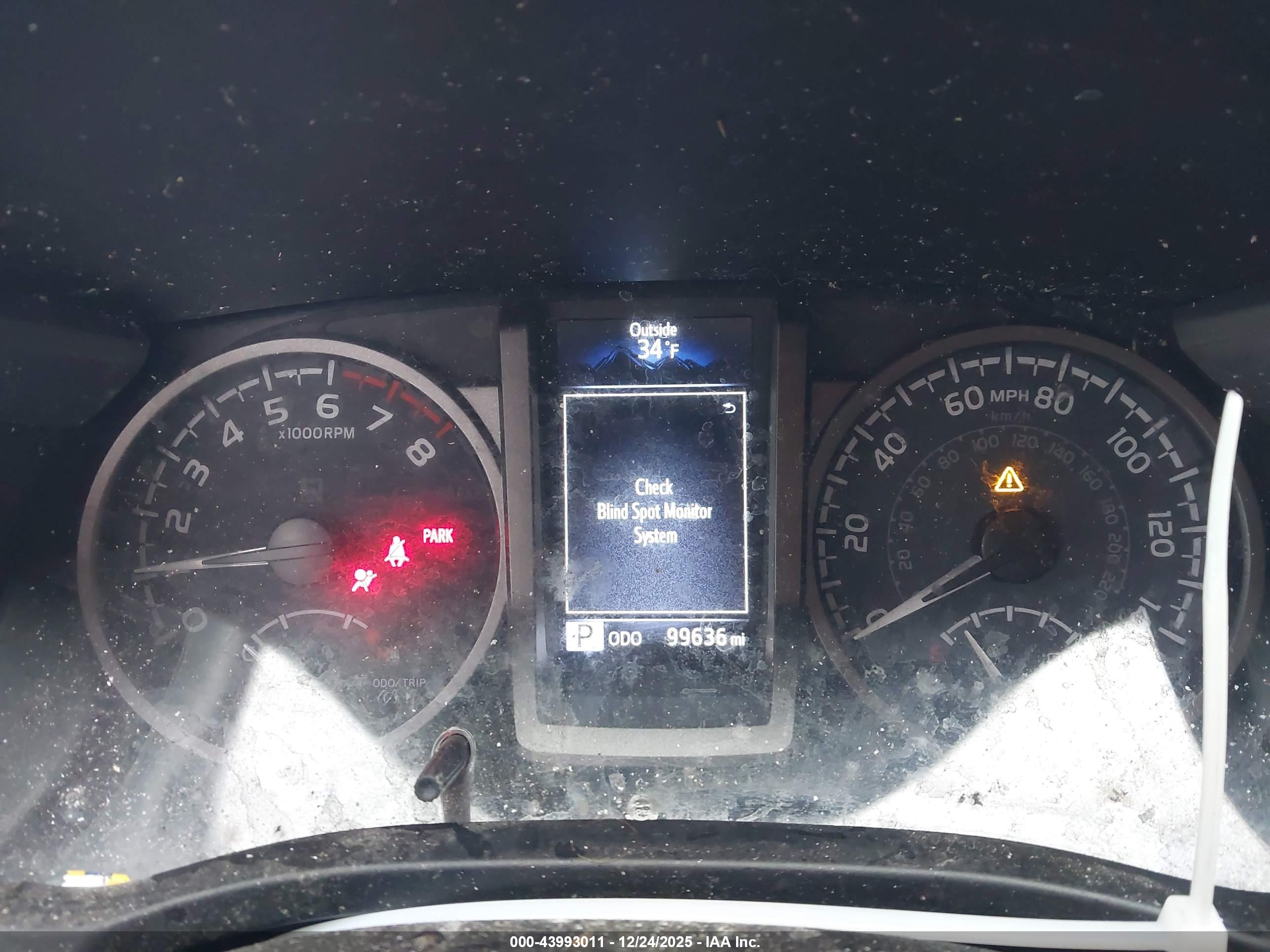 TOYOTA TACOMA image 7