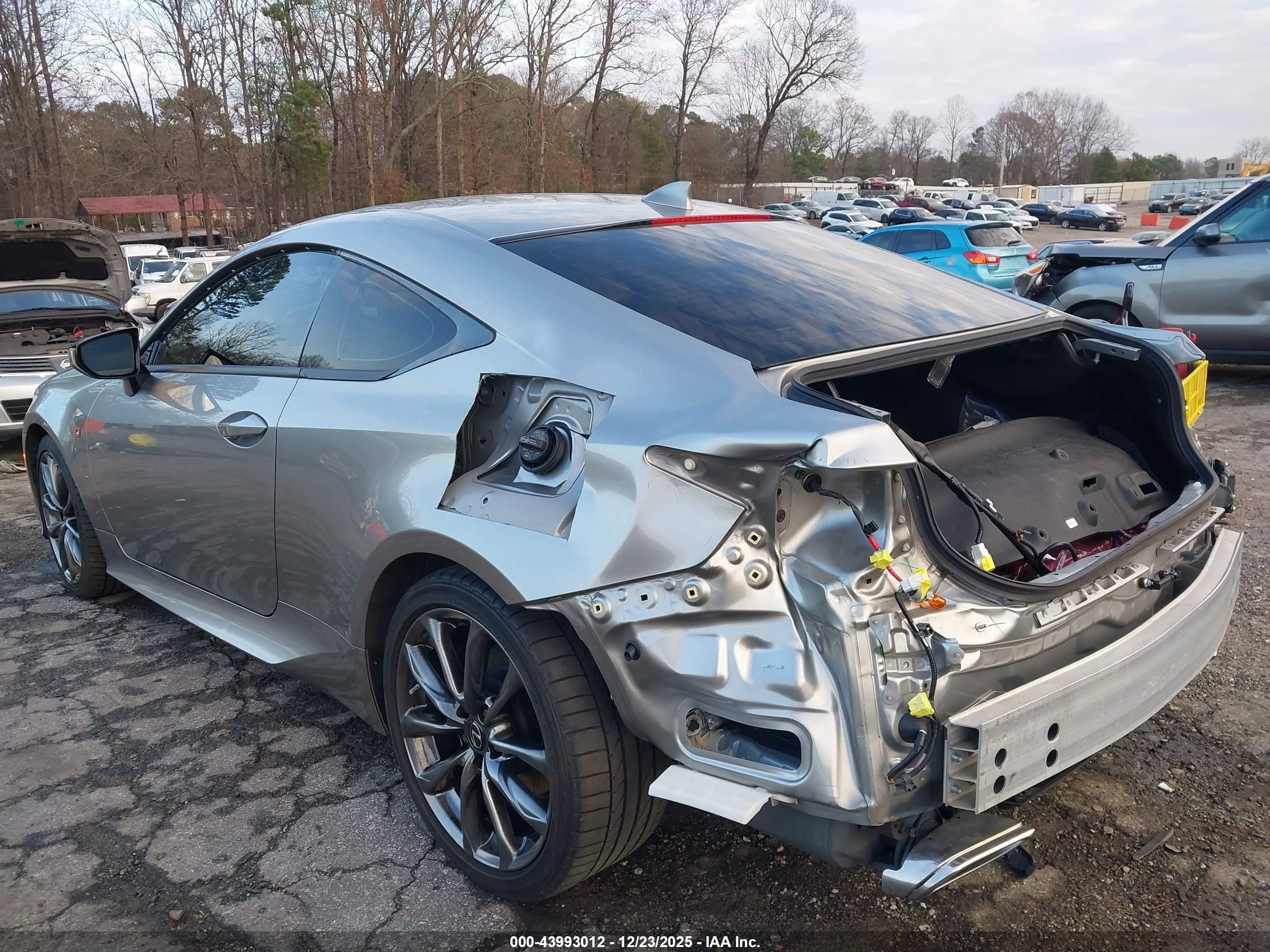 LEXUS RC image 6