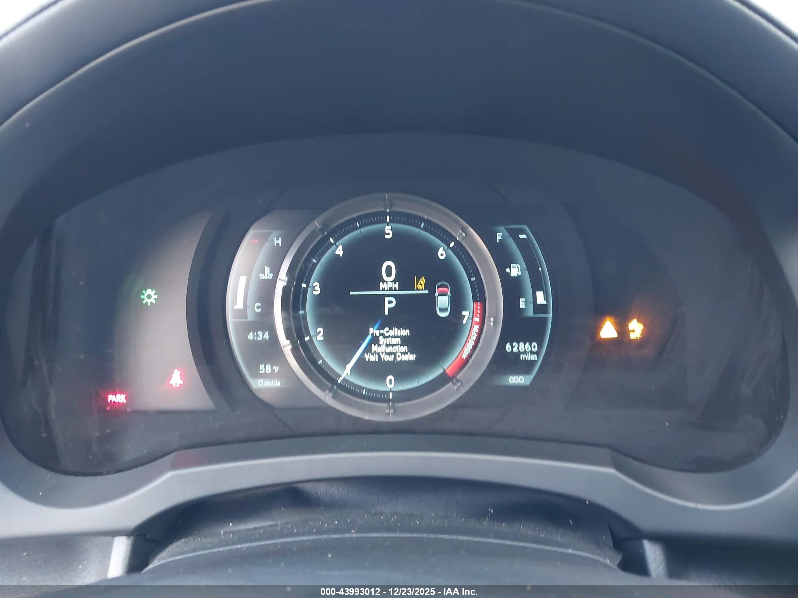 LEXUS RC image 7