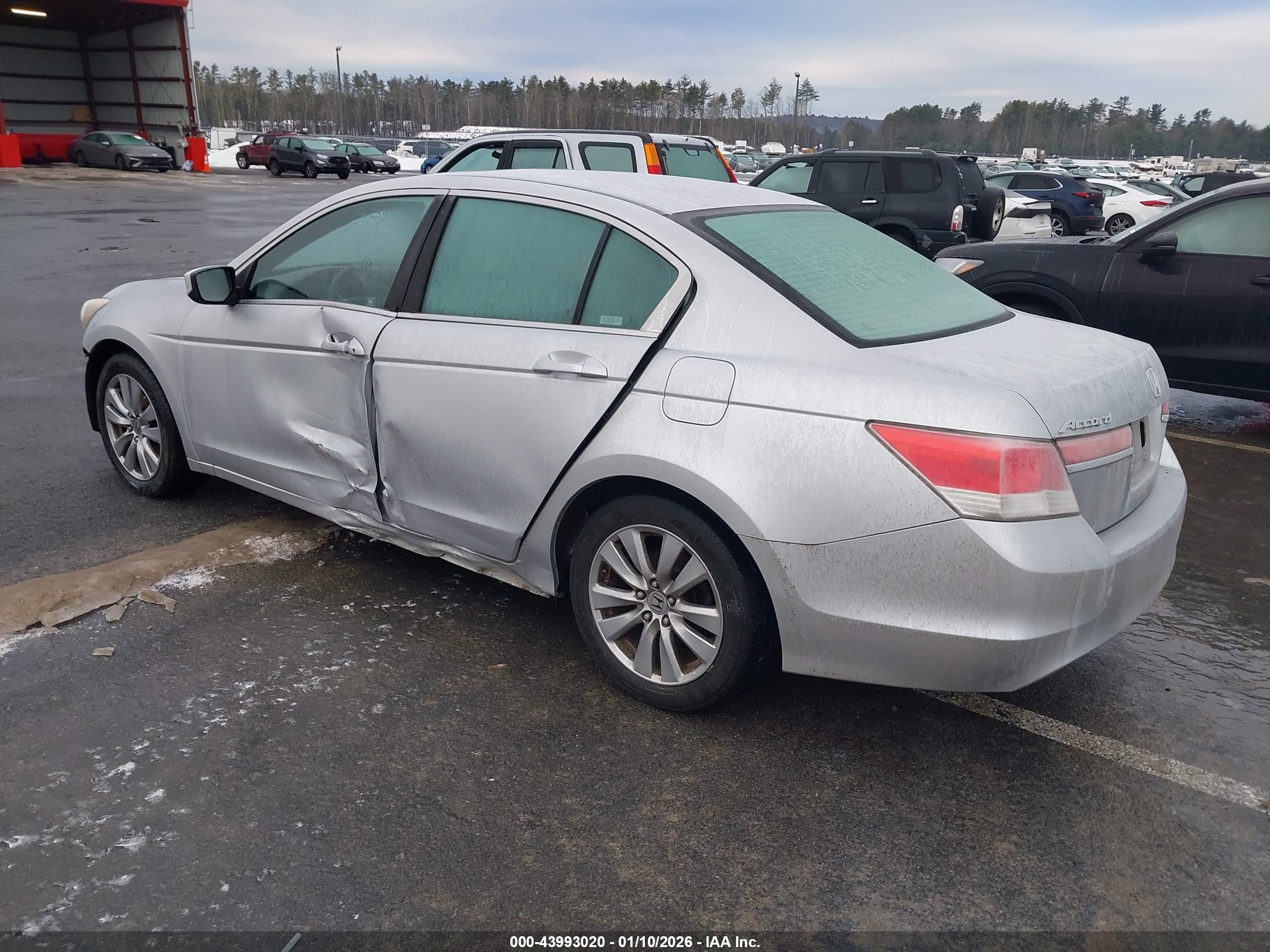 HONDA ACCORD image 3