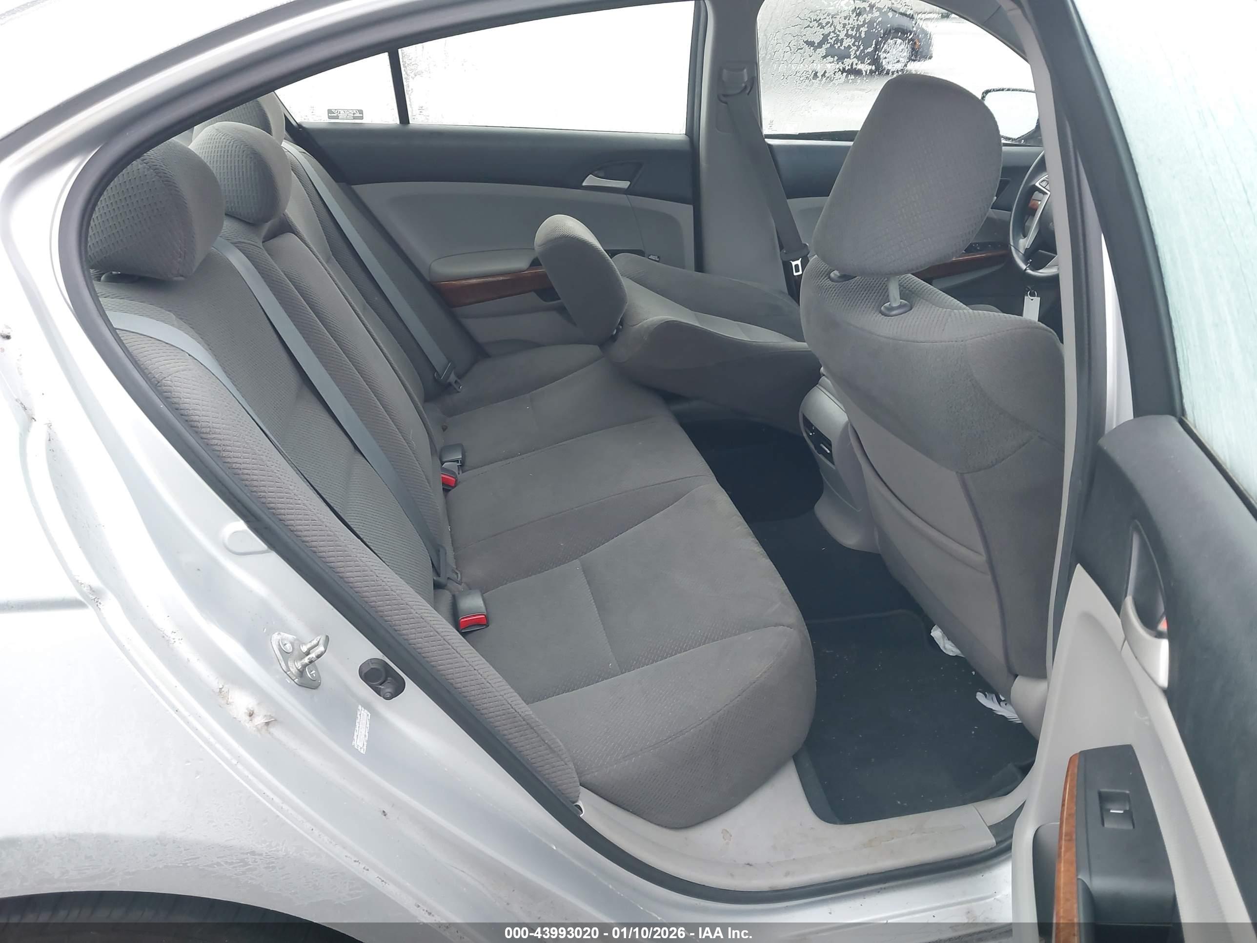 HONDA ACCORD image 8