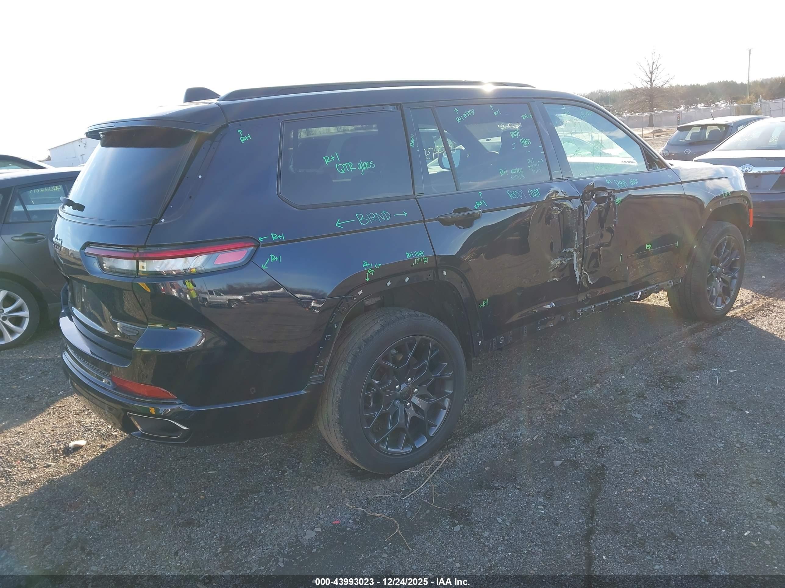 JEEP GRAND image 4