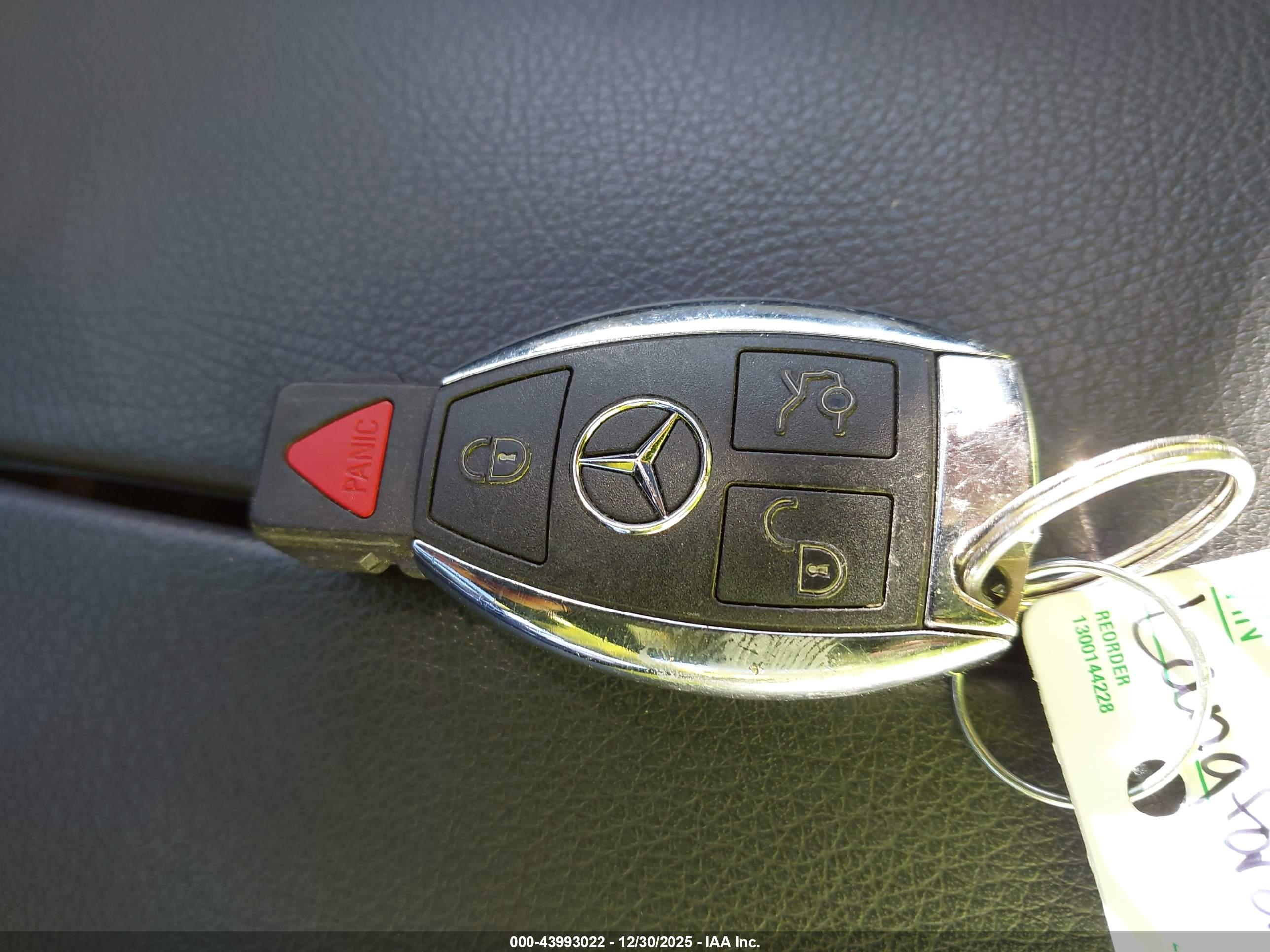 MERCEDES-BENZ C image 11