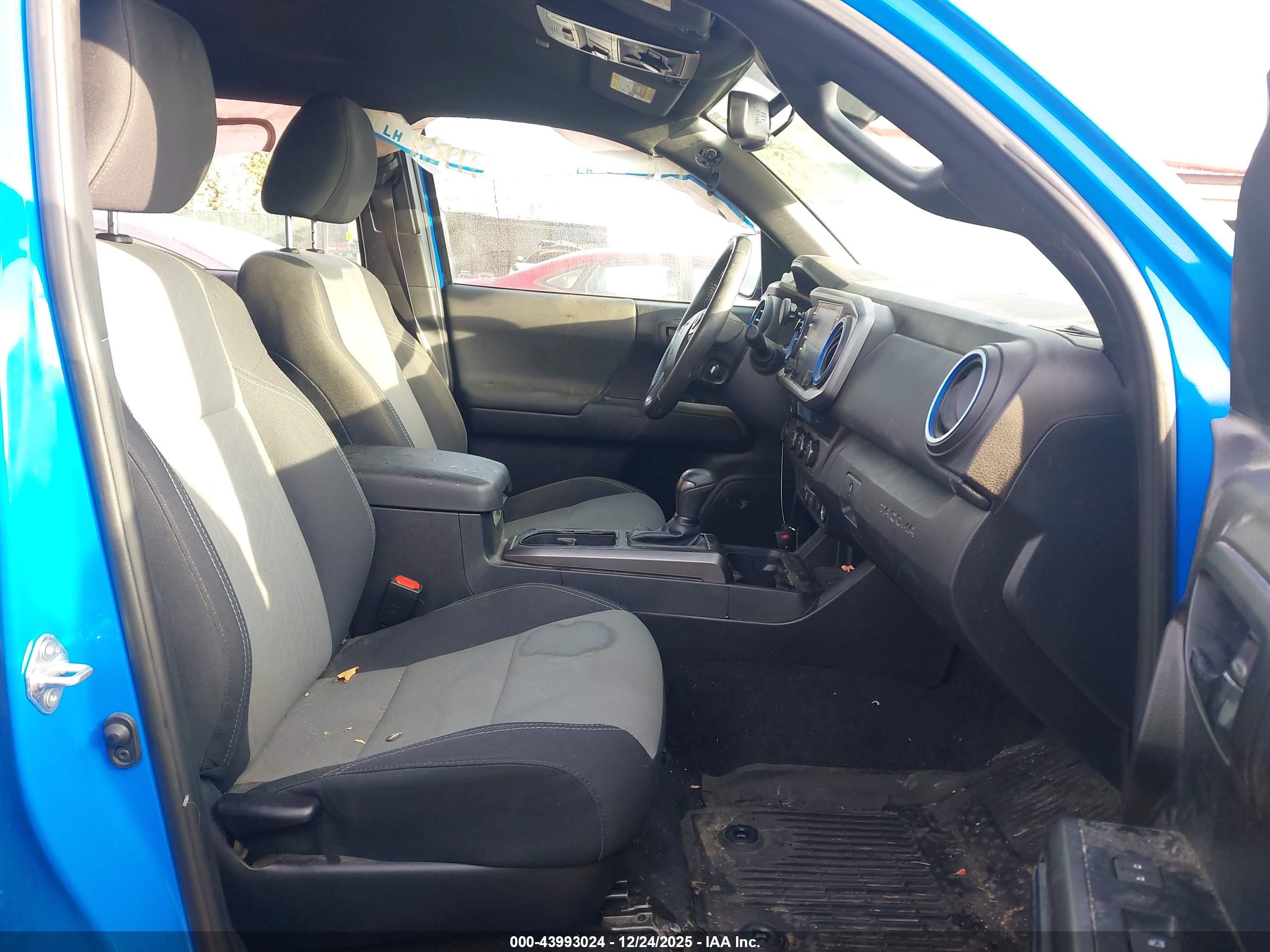 TOYOTA TACOMA image 5