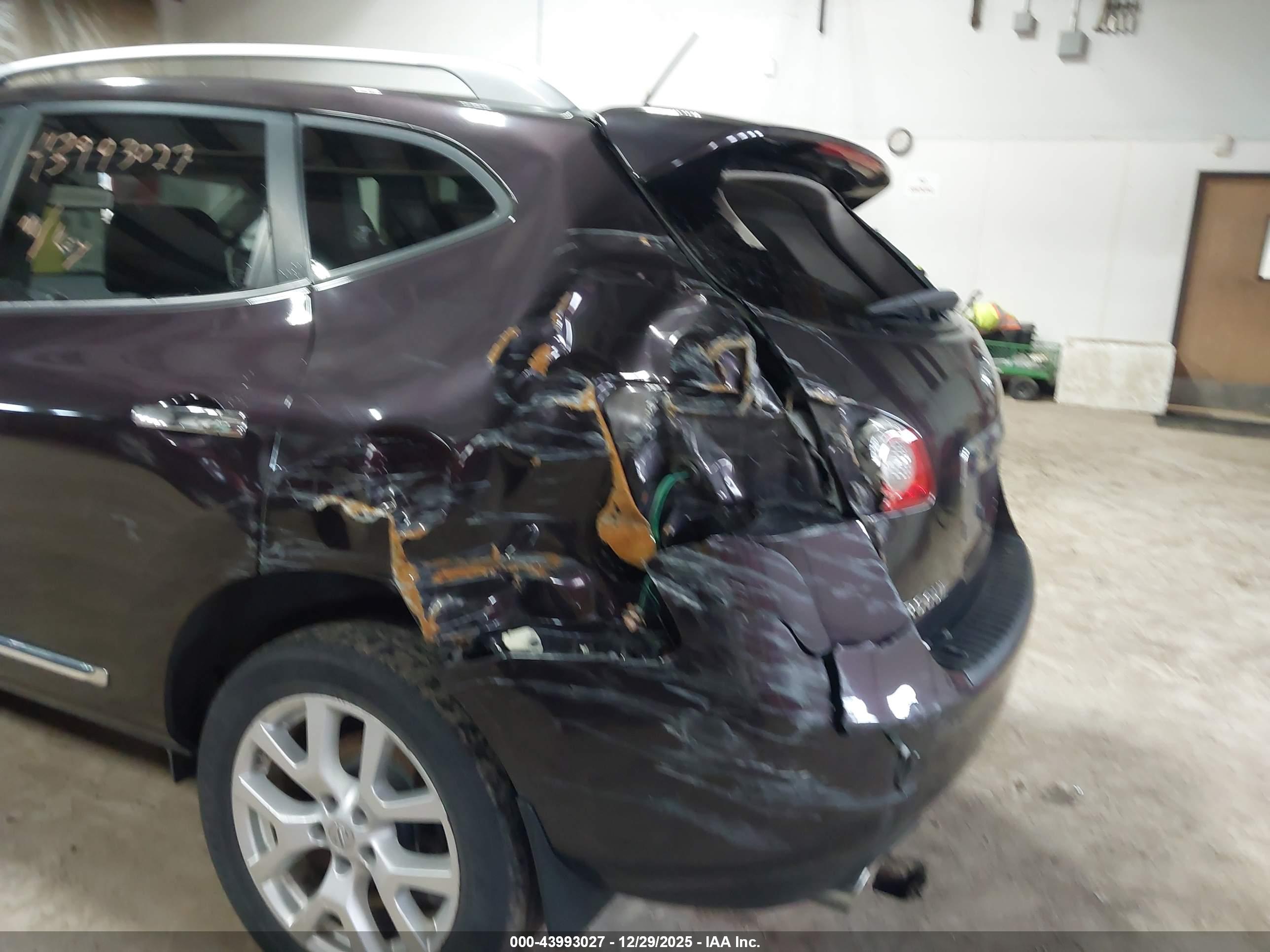 NISSAN ROGUE image 6