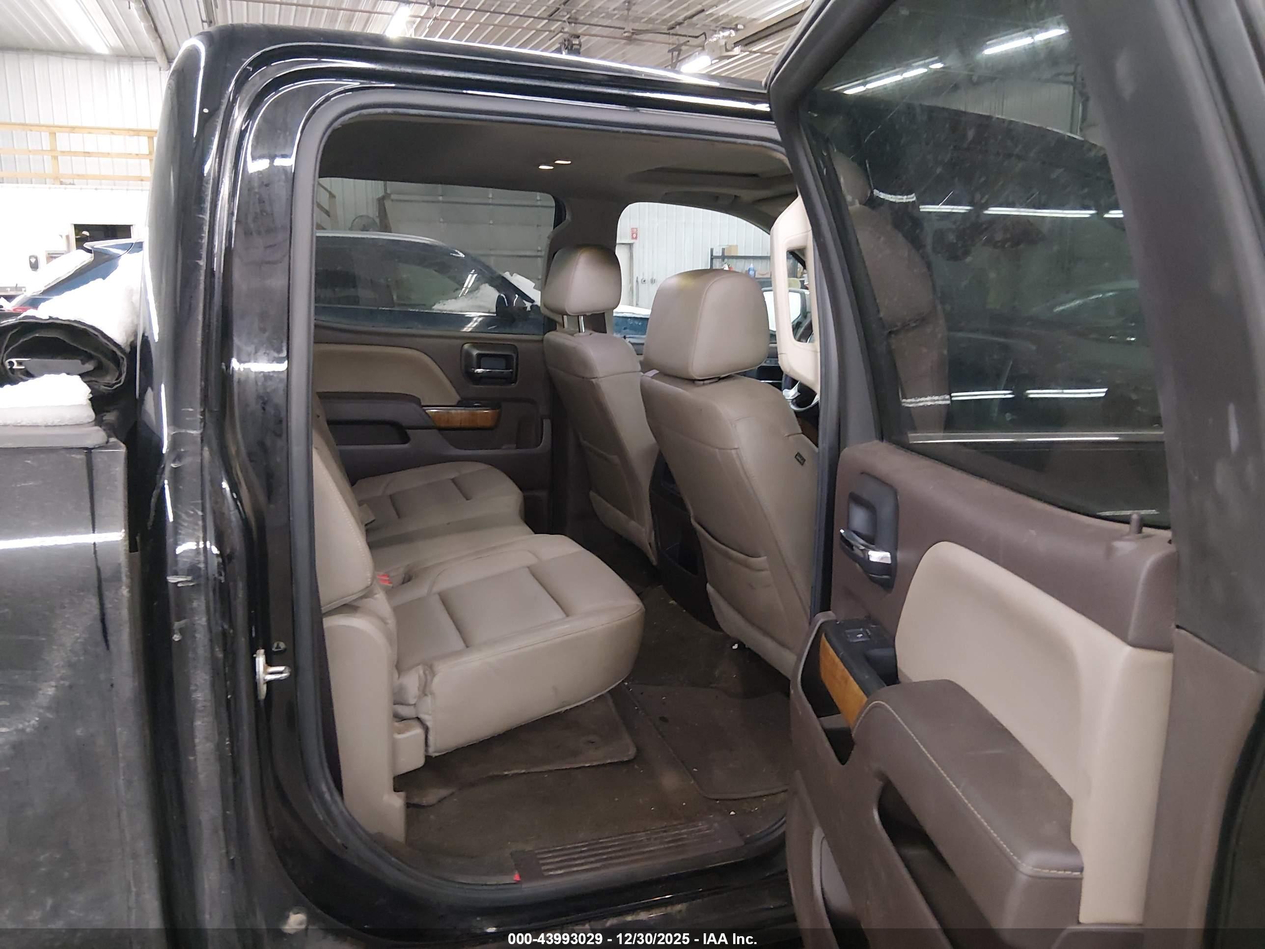 GMC SIERRA image 8