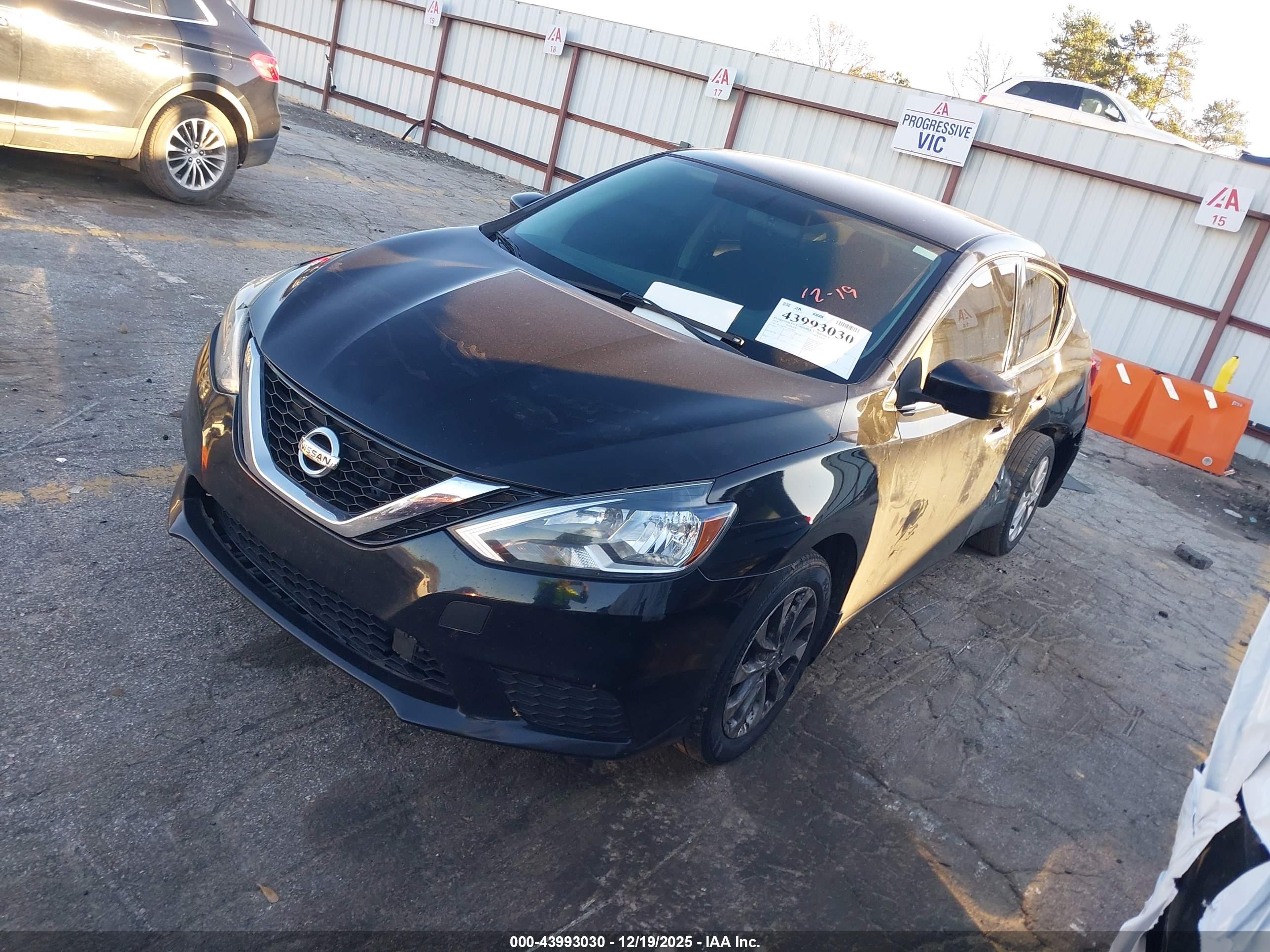 NISSAN SENTRA image 2