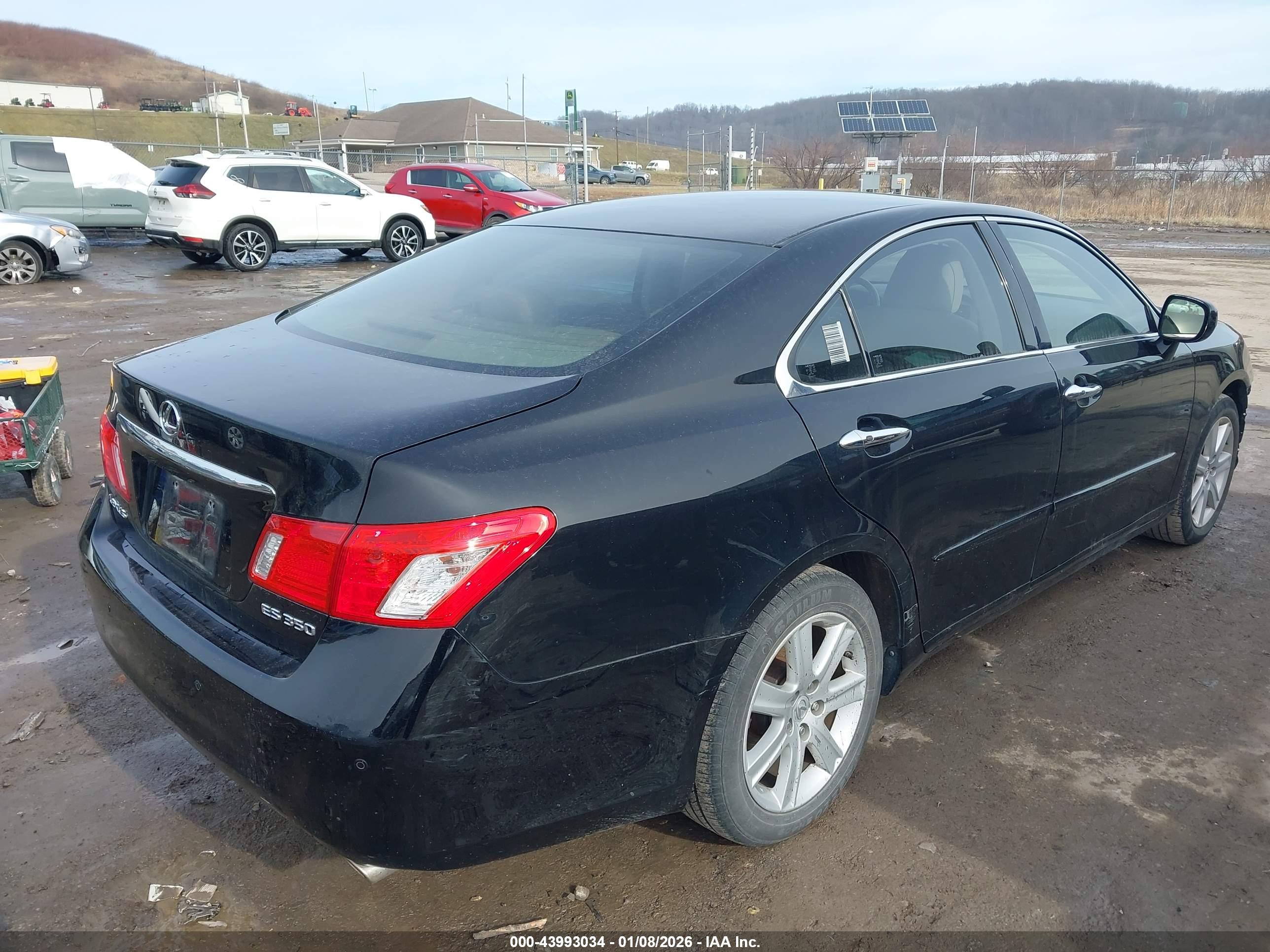 LEXUS ES image 4