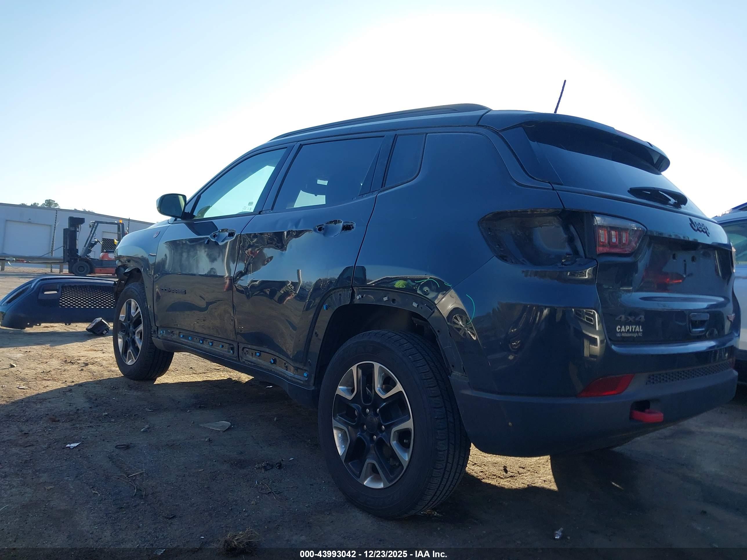 JEEP COMPASS image 3