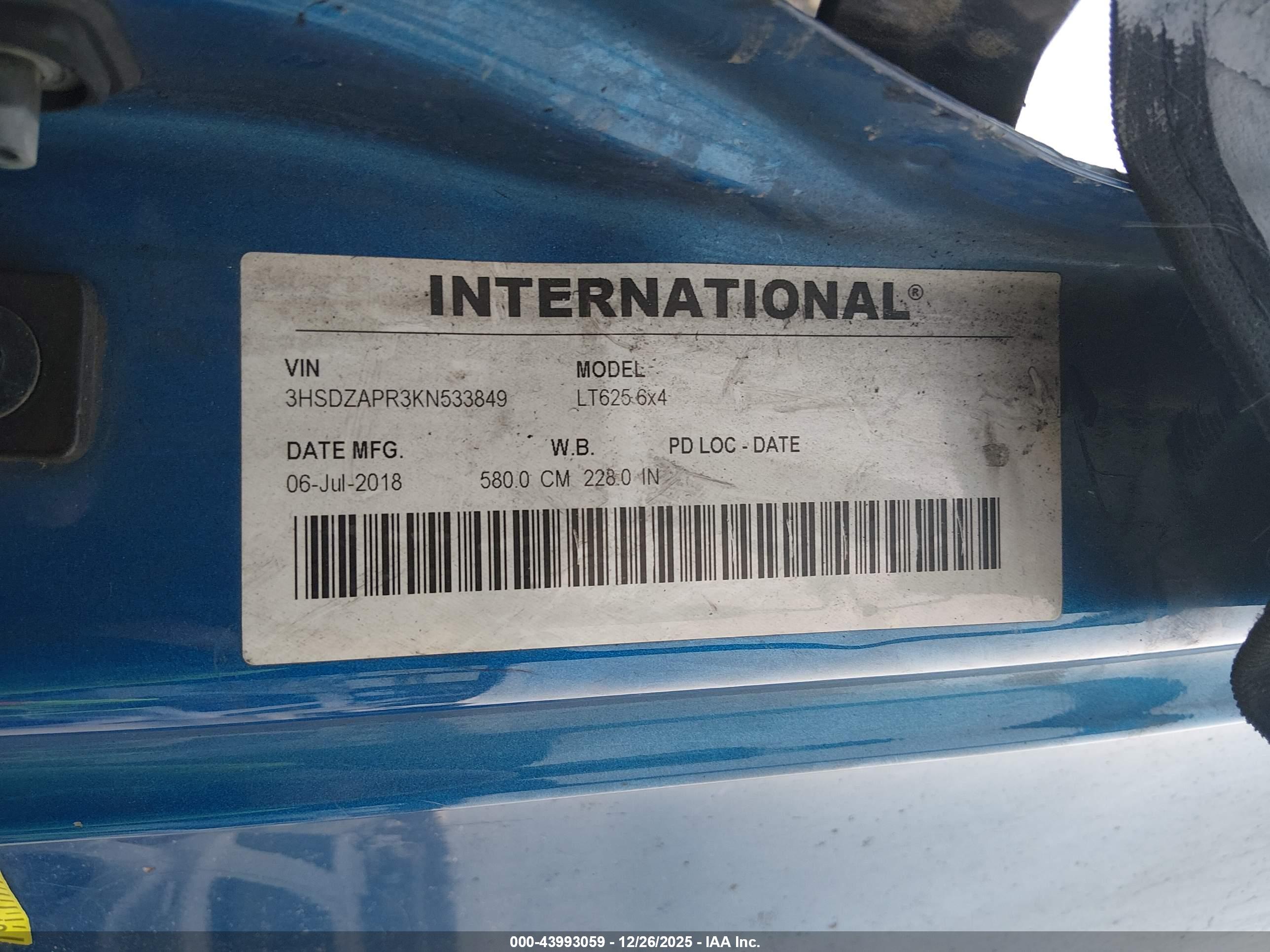 INTERNATIONAL LT image 9